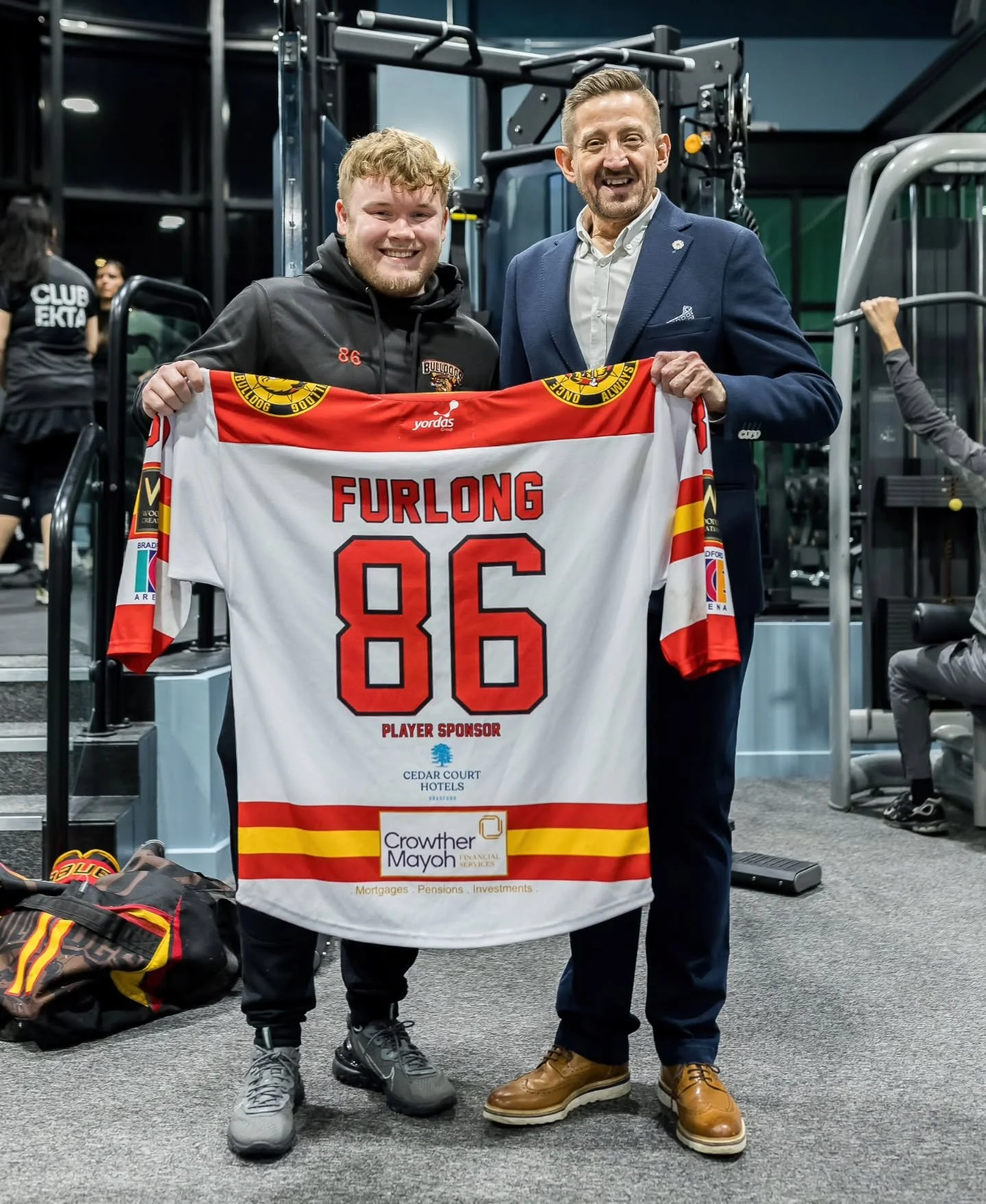 Bradford Bulldogs NIHL player-coach Dave Williams and d-man Kieron Furlong were put through their paces recently when invited down by @thecedarcourtgroupyorkshire to try out their new @cedarcourtfitflex Gym 💪🏋&zwj;♂️💪🏋&zwj;♂️

The fellas met gym/