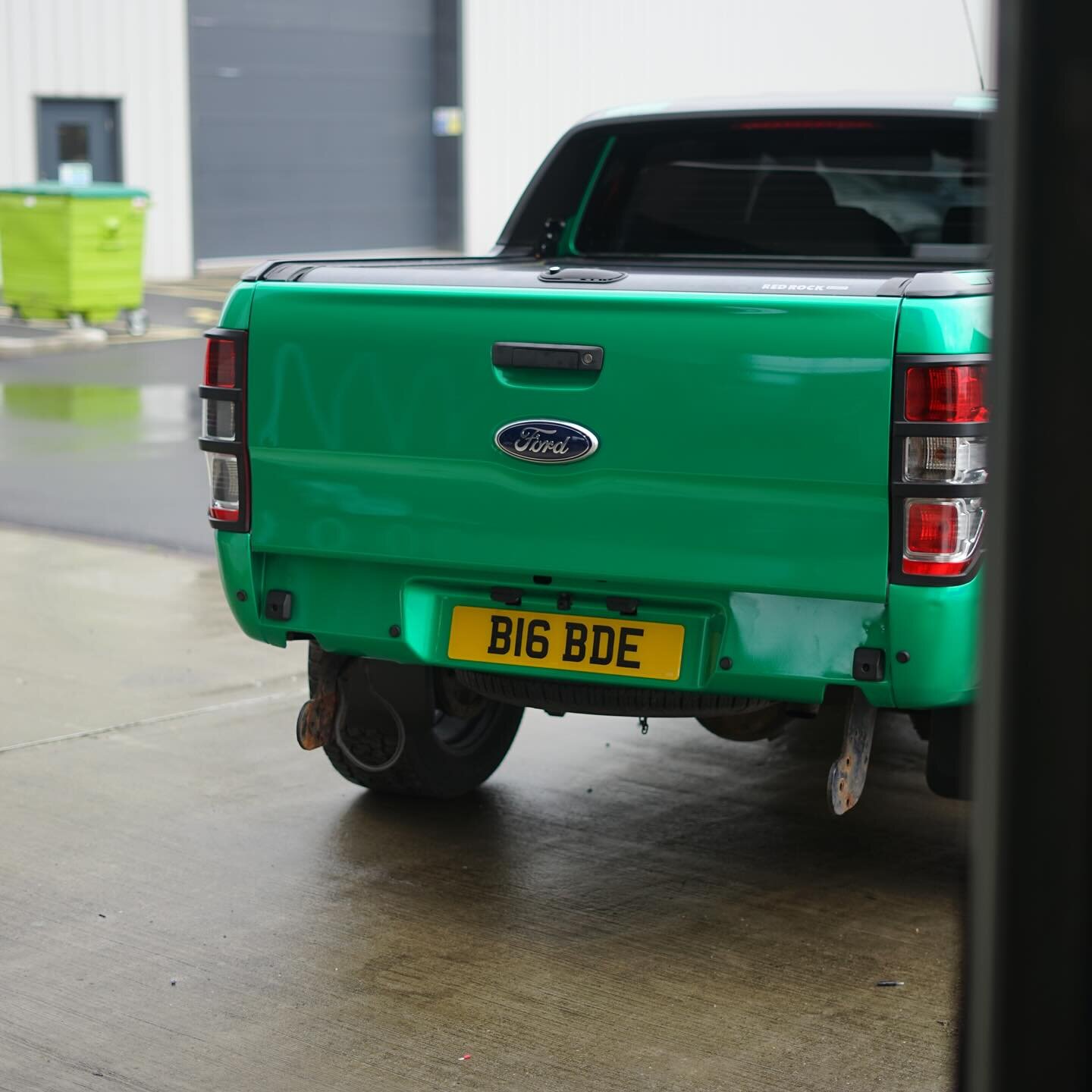 This Ford Ranger Has Had Several Transformations With Us, This Time We Stripped The Old Matt Black Wrap And Gave It A New Look With 3M&rsquo;s new High Gloss Green Envy. @3mfilmsuk 

Need A Vehicle Branding? 

Get In Touch And Let Us Transform Your V