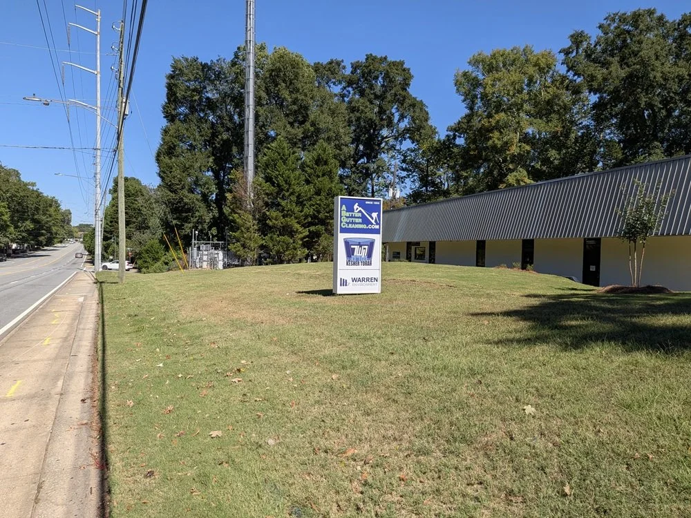 5075 Roswell Rd Front of Building x.jpg