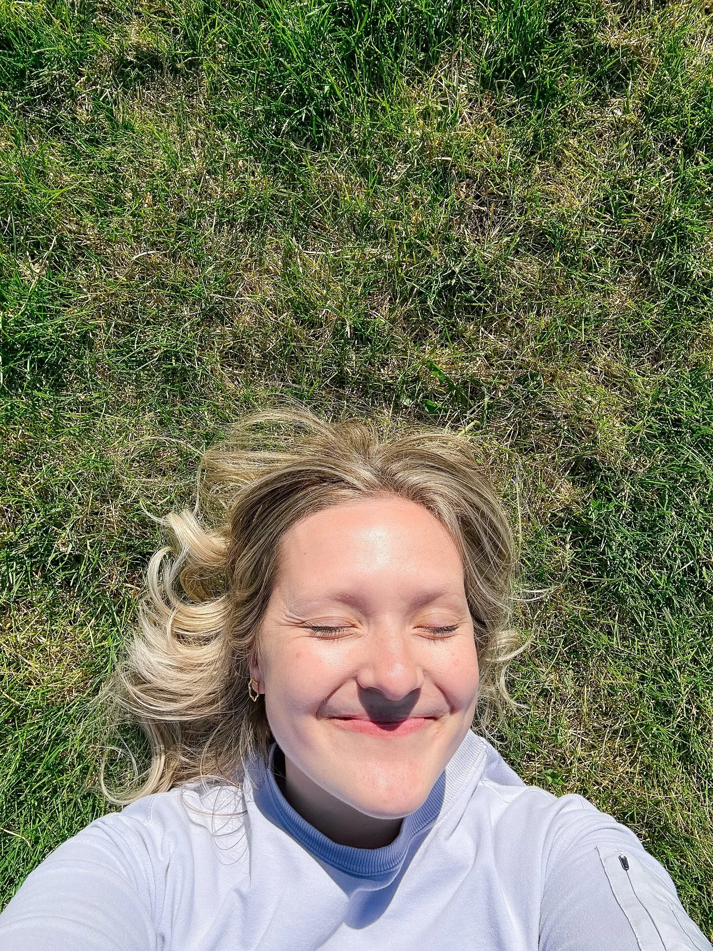 I&rsquo;m Eliza! A fresh mom of a September born baby boy. A wife and sister and auntie E and daughter and friend. 

I grew up in Northern Michigan and graduated with 32 kids. NO, it was not a private school. Yes, I grew up where you vacation. 😝 

B