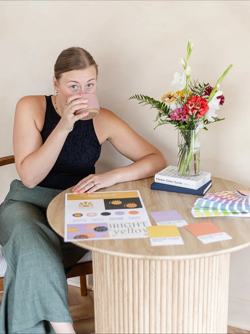 Lemme tell ya bout my beeesstttt friendddd, Mariah from @rosecolor.co 🥰🌹 she&rsquo;s sharing at the Bright Yellow Business Retreat! 

Mariah will be sharing on how to build your brand using visual storytelling. 

Considering that 90% of information