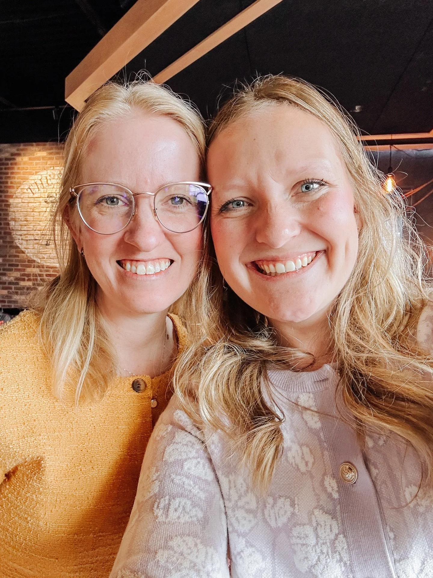 The selfiest selfie to remind you that in one week we are meeting at @thestraygr for the Bright Yellow Business Meetup! ☕️💛

I created this meetup because while I love a traditional networking moment I craved a quieter, more cozy space. There&rsquo;
