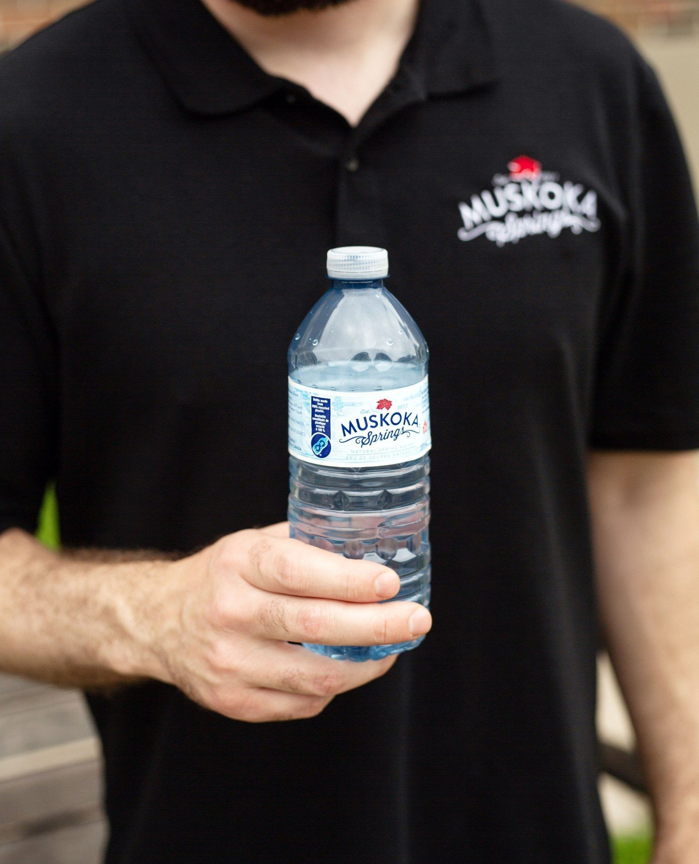 Summer days are heating up, but we&rsquo;re keeping it cool and refreshing! 💦✨ Grab your Muskoka Springs and sip your way through the sunshine. Who needs a pool when you&rsquo;ve got this liquid magic? Let&rsquo;s hydrate and celebrate summer vibes 
