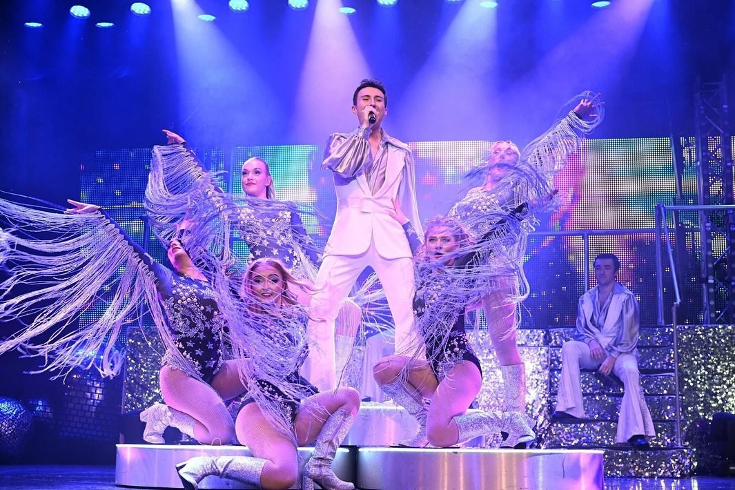 DISCO FEVER 🪩 

A firm passenger favourite on board @fred.olsencruiselines and a show the team love to perform. 

Great set, stunning costumes and epic choreography from @annadchoreography 

What&rsquo;s not to love 🪩