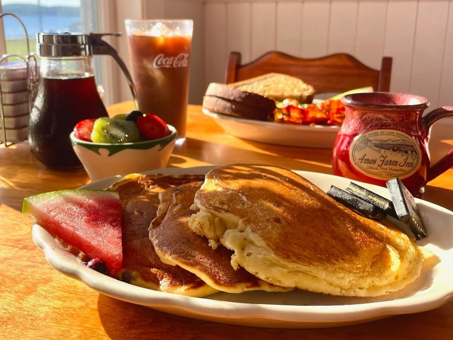 5 Best Breakfast Spots in the Lakes Region — Experience the best of