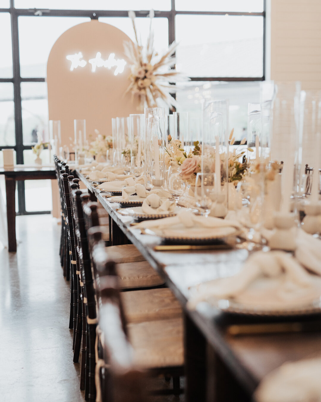 Farm tables and these elegant chiavari chairs were the perfect touch for this elevated head table! ​​​​​​​​
​​​​​​​​
Photography: @taylorsalernophoto​​​​​​​​
Planner: @hillcountrynative ​​​​​​​​
​​​​​​​​
#maesridge #weddingcapitaloftexas #destination