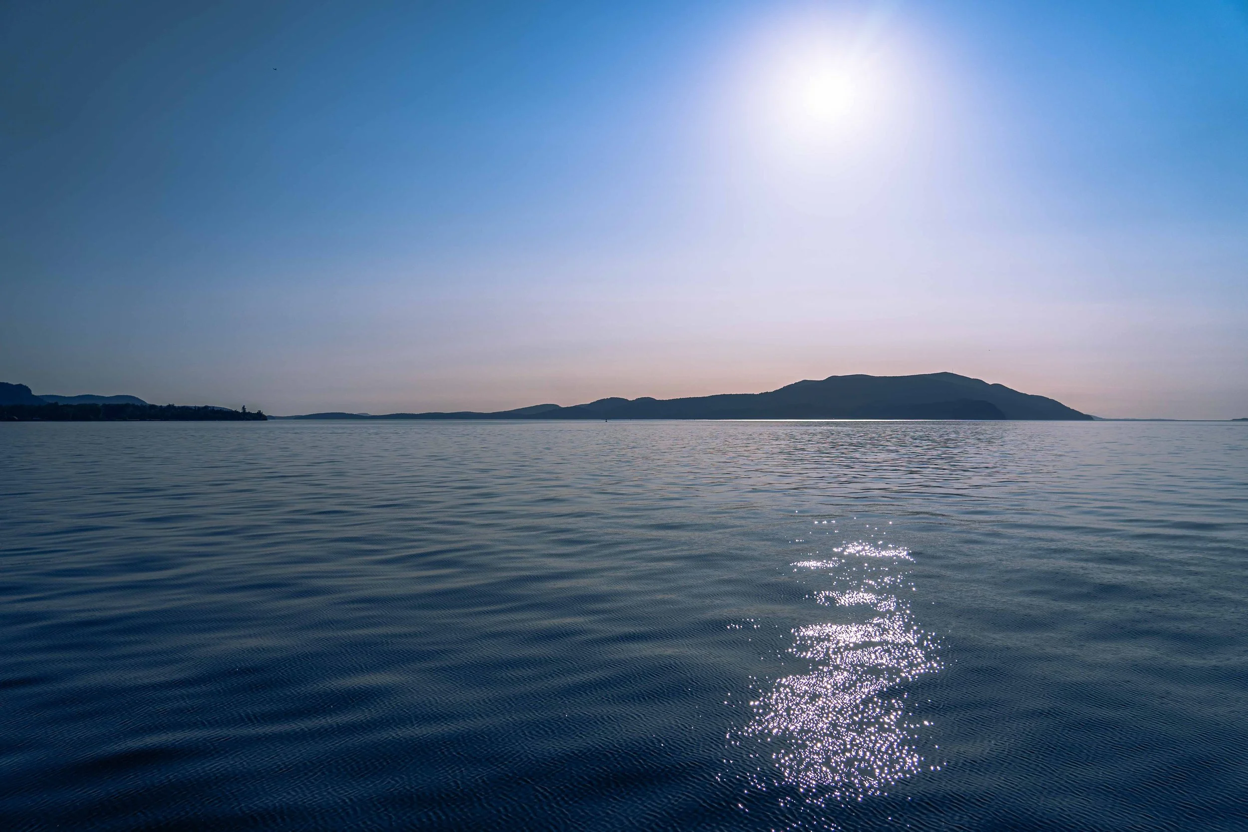 Sunlight by islands.jpg