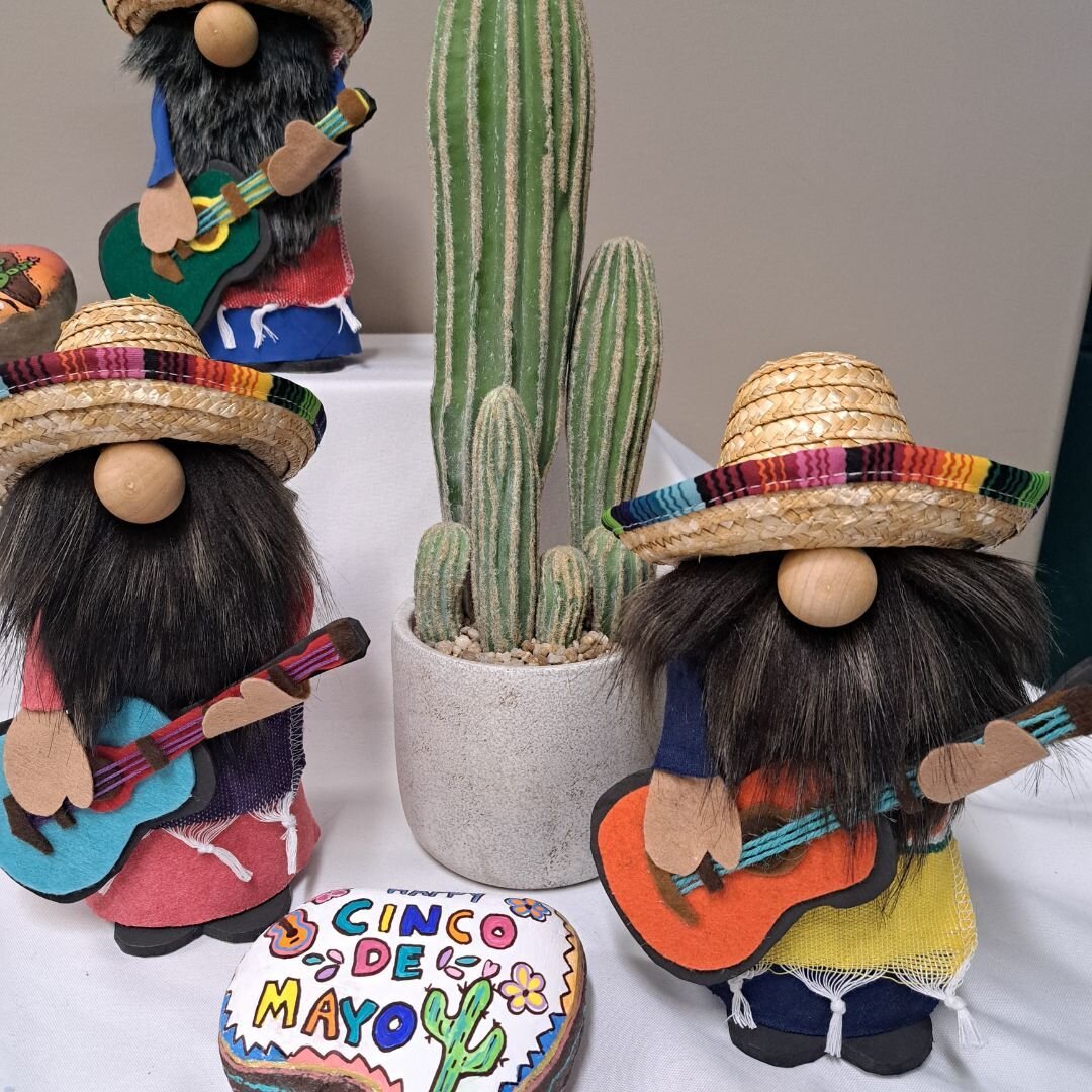 Let's taco 🌮 'bout how awesome Cinco de Mayo was at our lodges on Friday!
Along with a themed craft, our residents had a fiesta with delicious food, margaritas, live music, and dancing! 💃🇲🇽

#SeniorLiving #Seniors #Lethbridge #YQL #CincoDeMayo