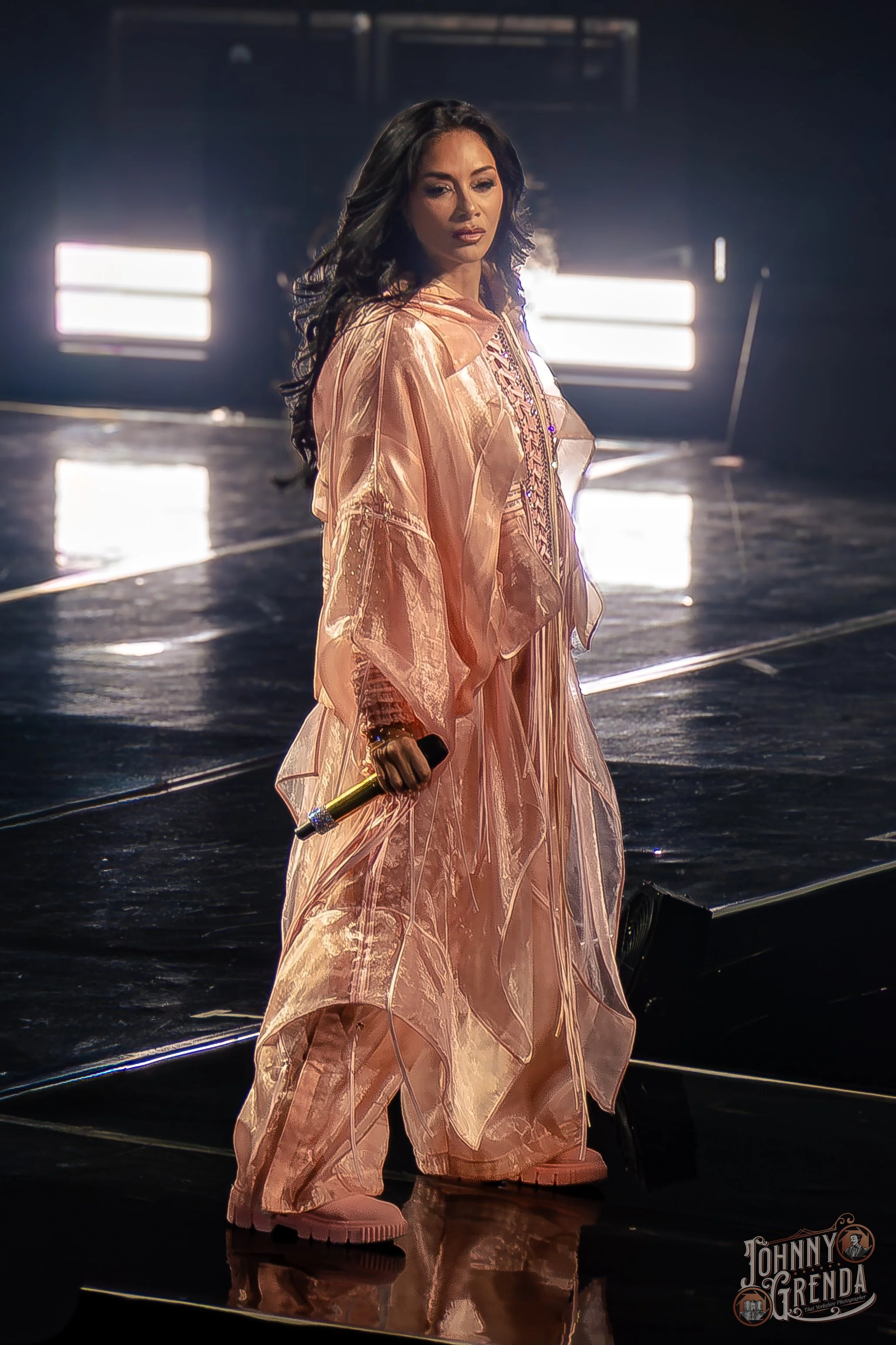 Nicole-6.jpg