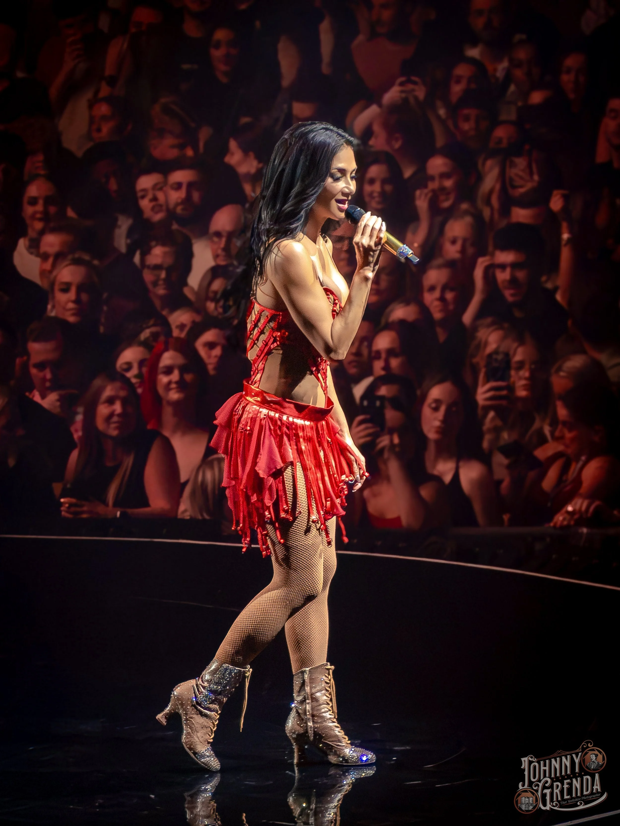 Nicole-5.jpg