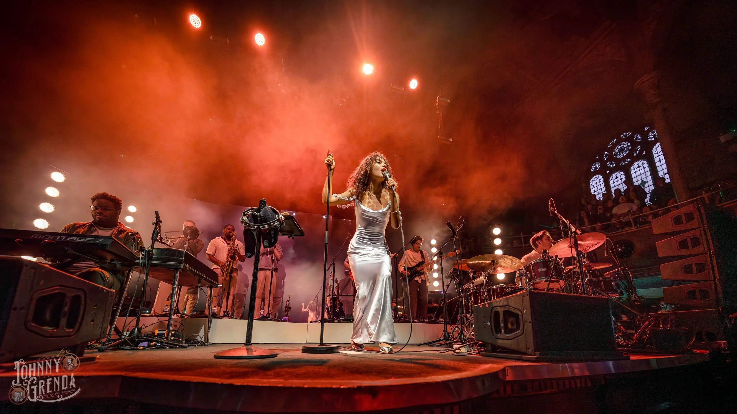 OliviaDean@ManchesterAlbertHall29.4.24JohnnyGrenda-6.jpg