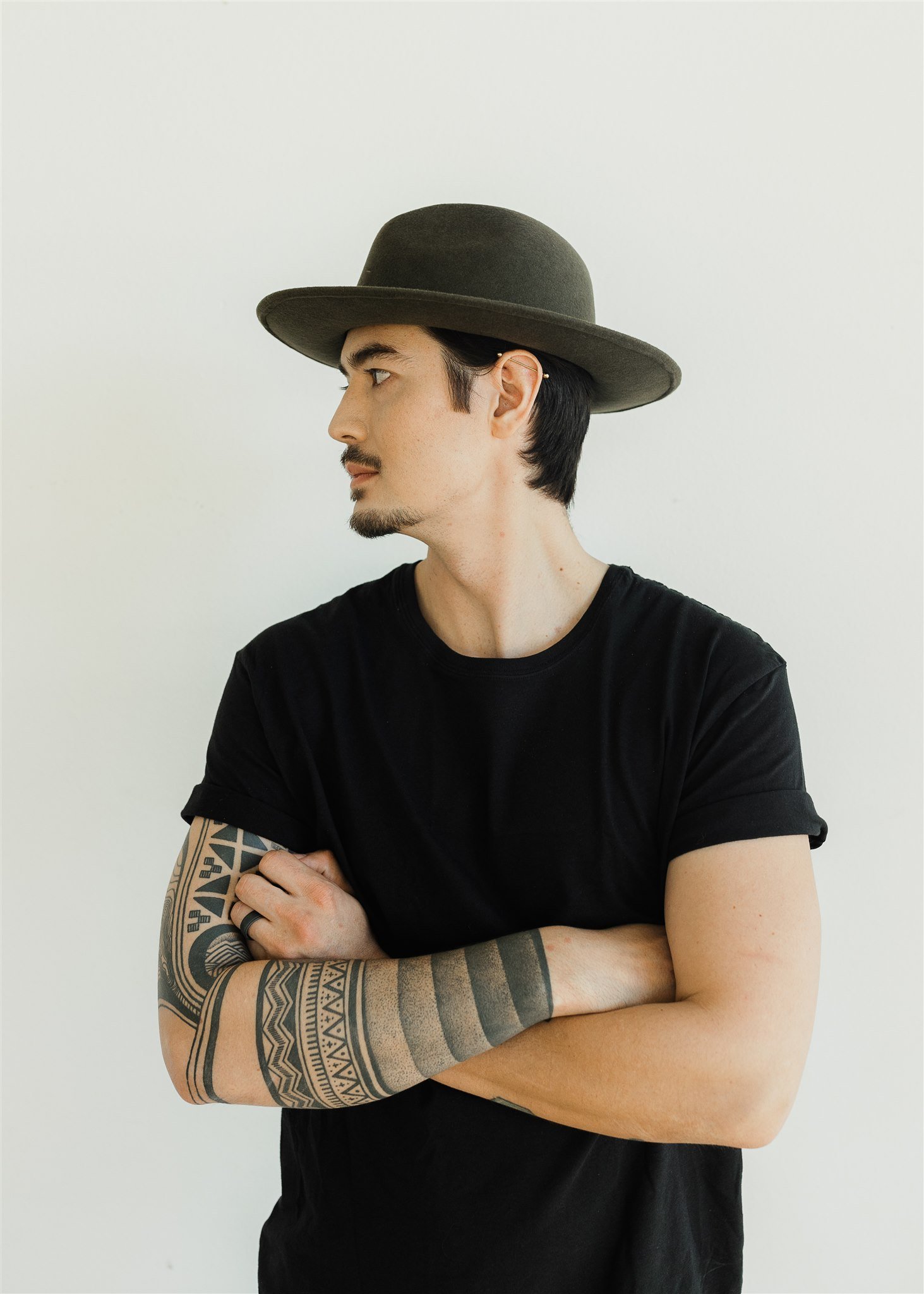 Rancher olive- model7.jpg