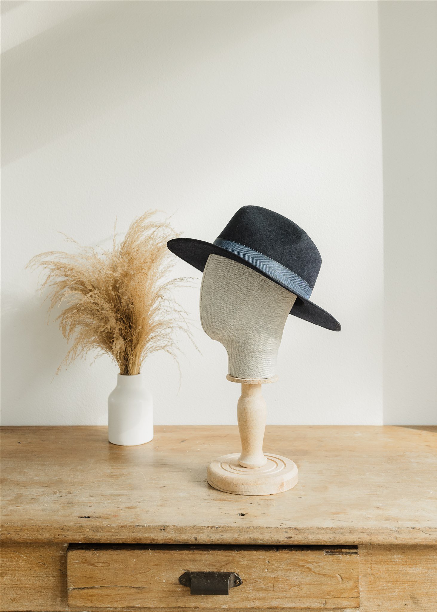 the-rocker-navy-sisters-hats-and-co-2.jpg