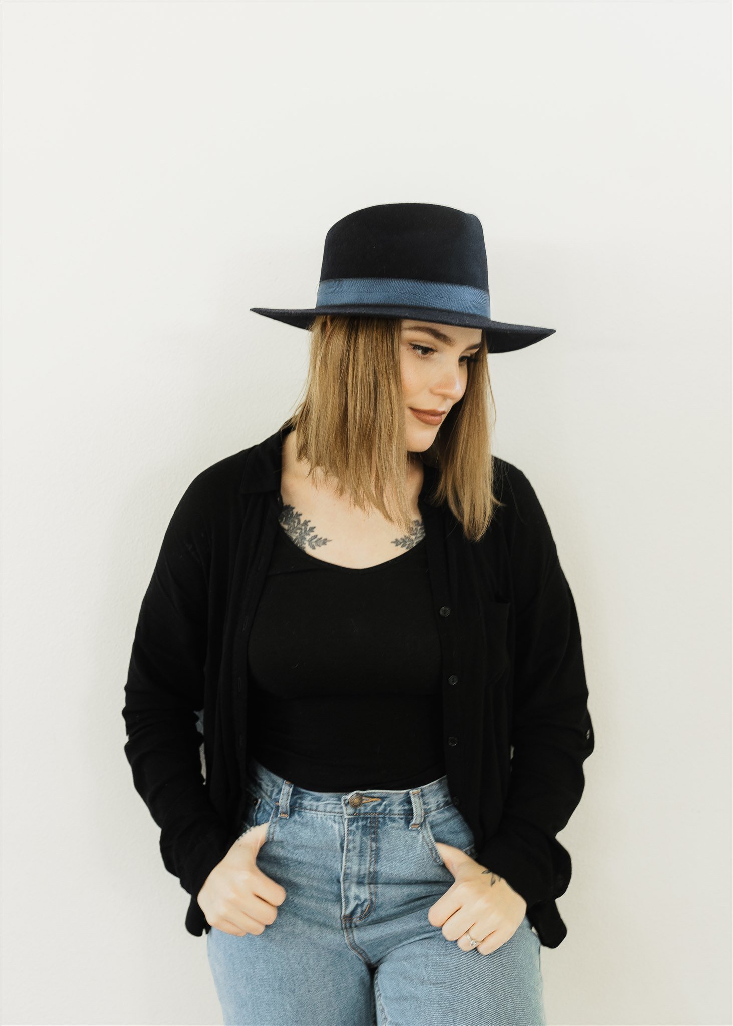 Rocker deep navy model.jpg
