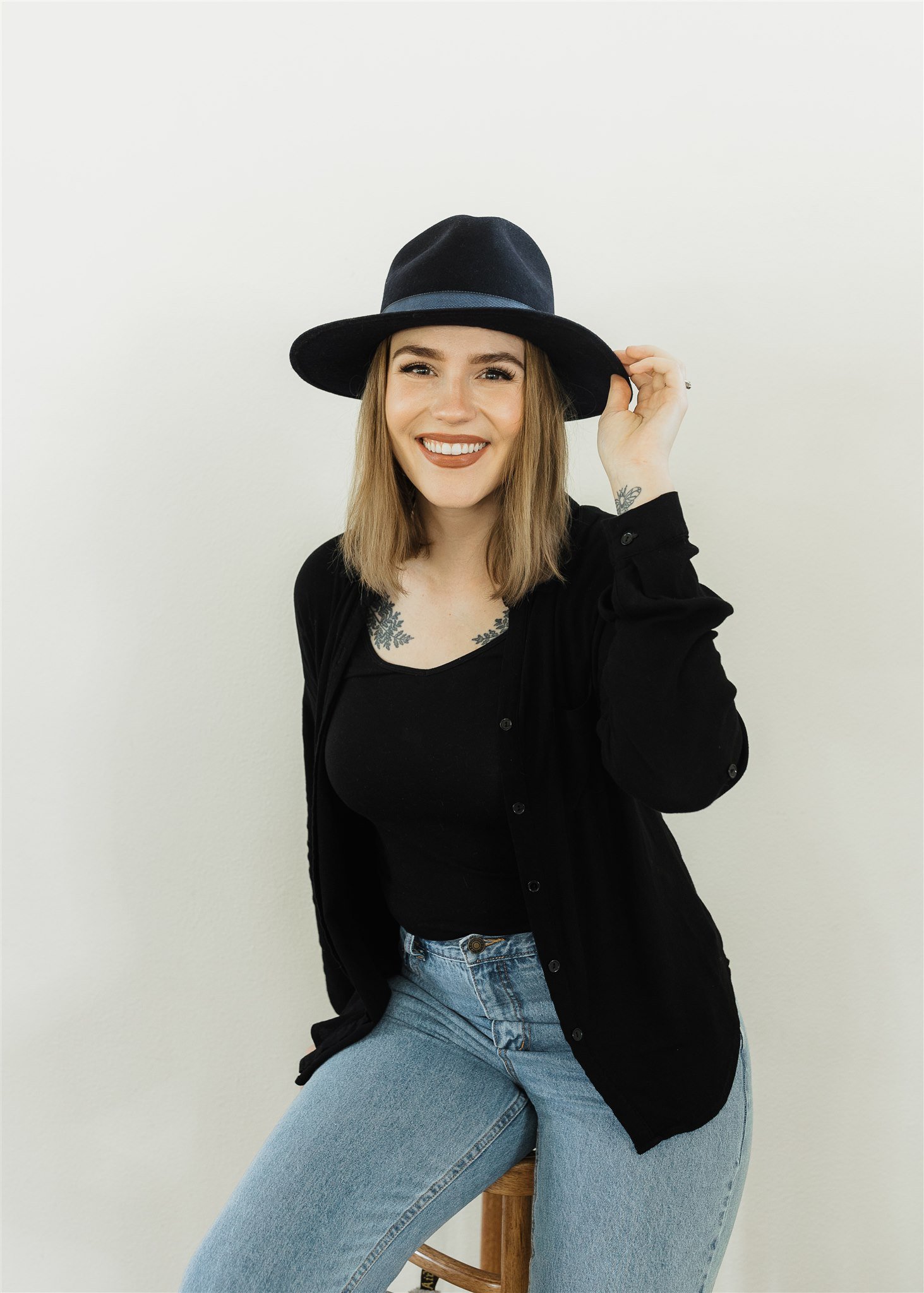 Rocker deep navy model2.jpg