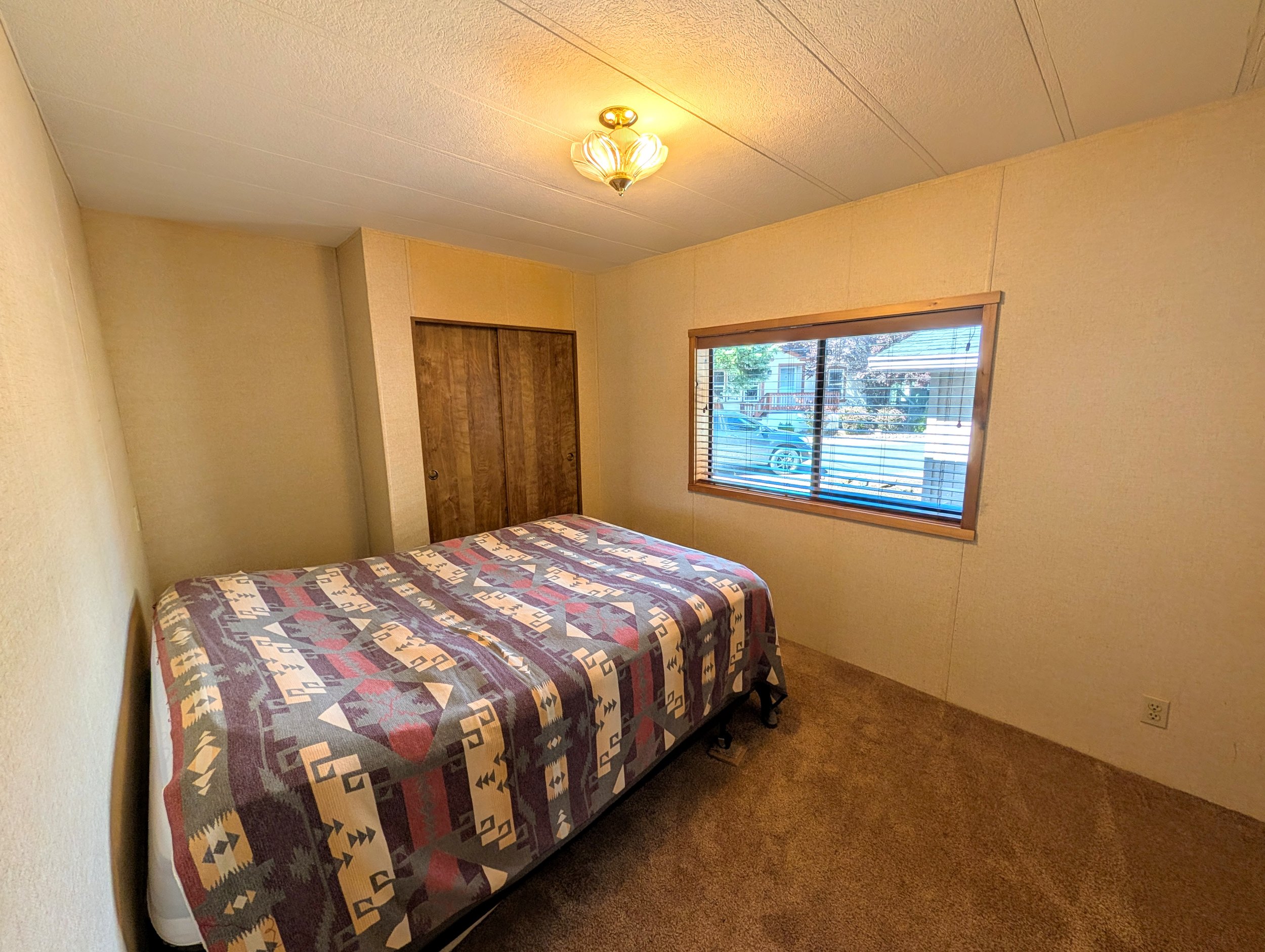 CV6_Bdrm2.jpg