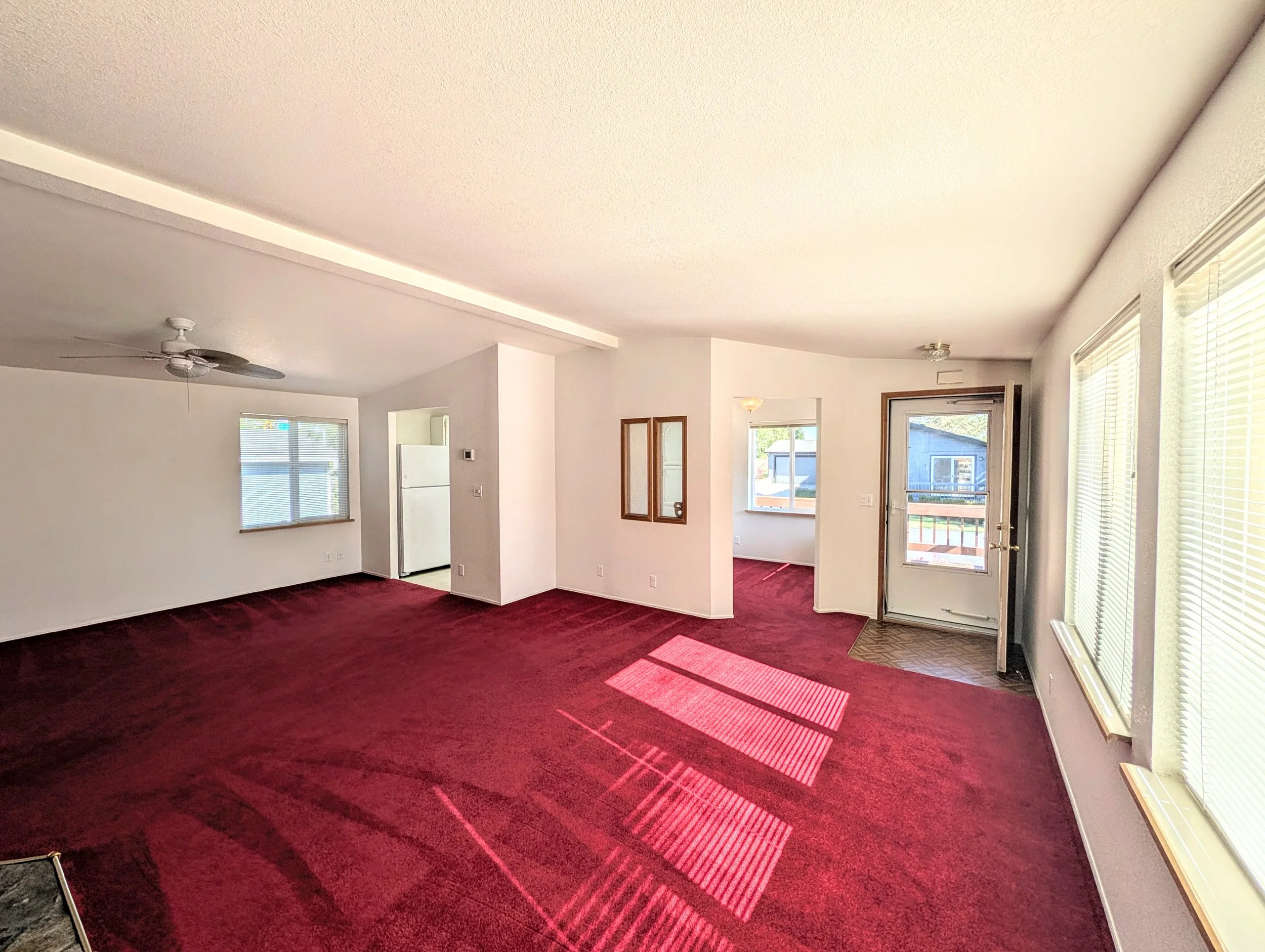 SB53_LivingRm2.jpg