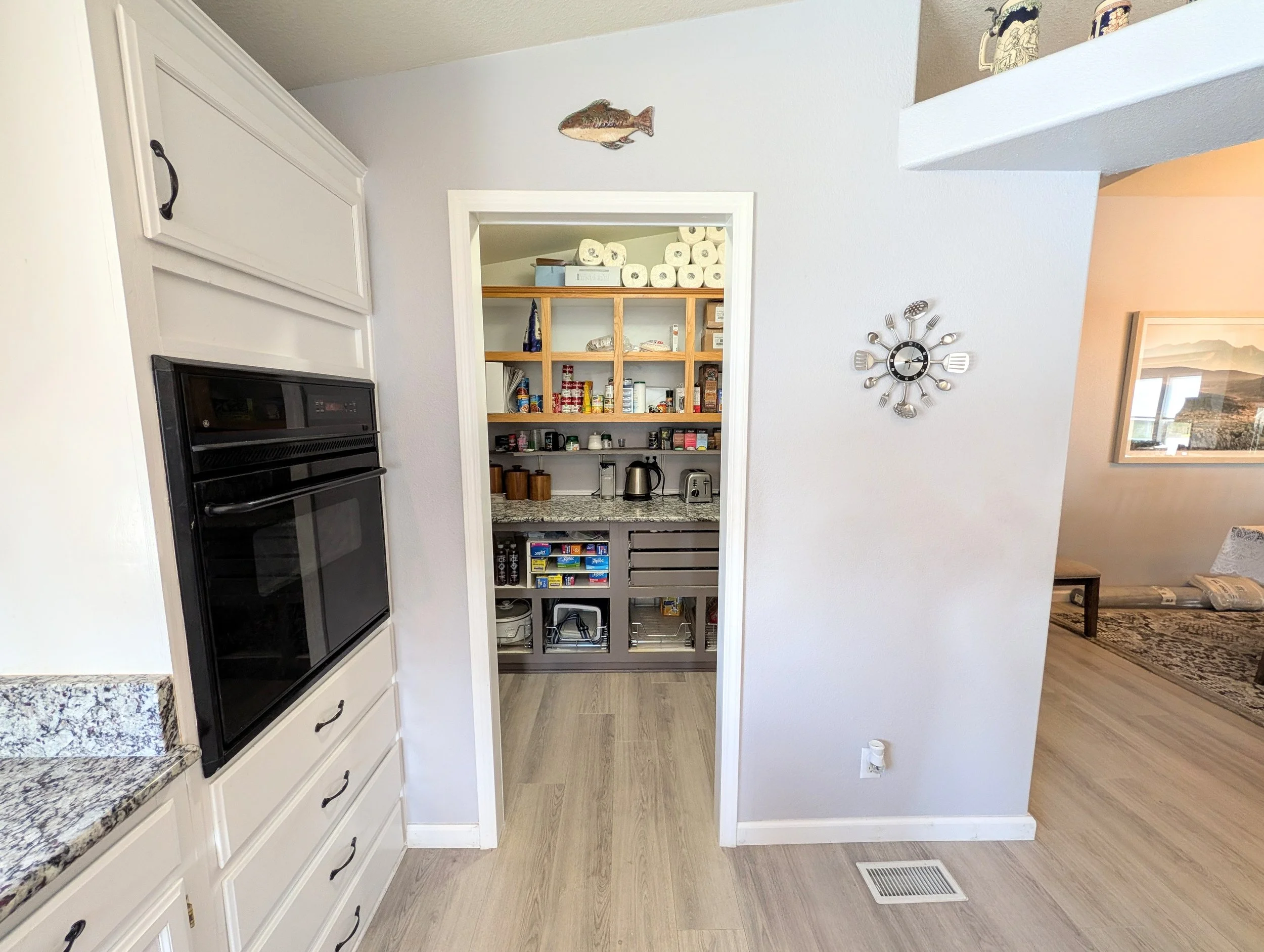 Sb71_KitchenPantry.jpg