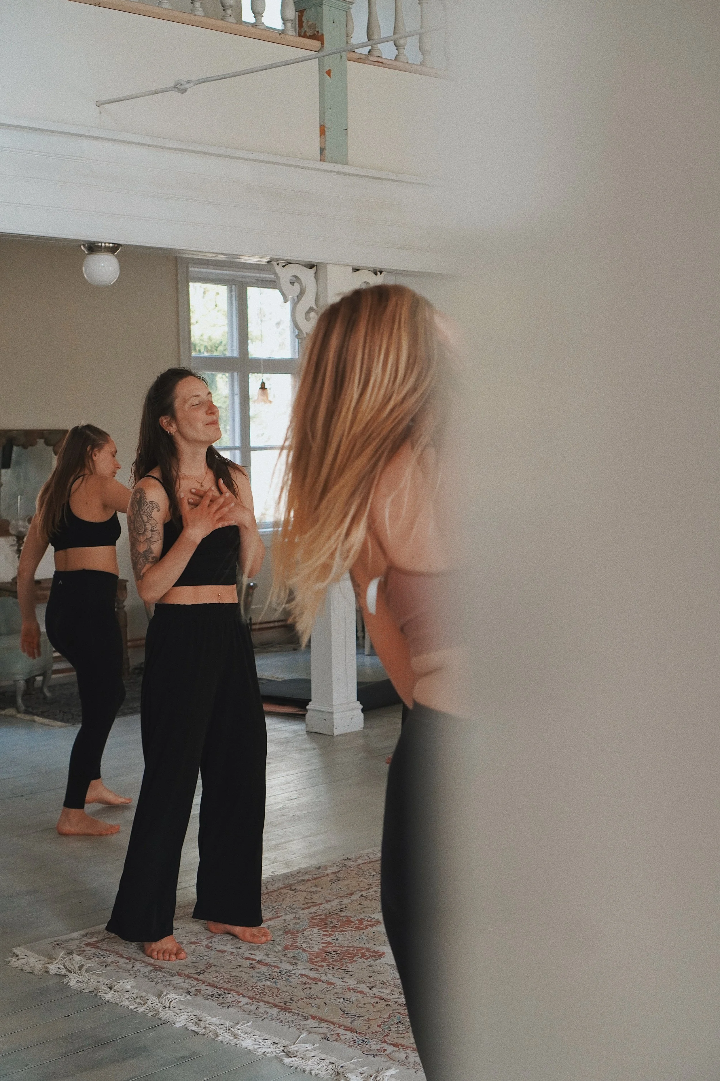 Ett Frigörande Retreat Liljero Yoga Dans.JPG