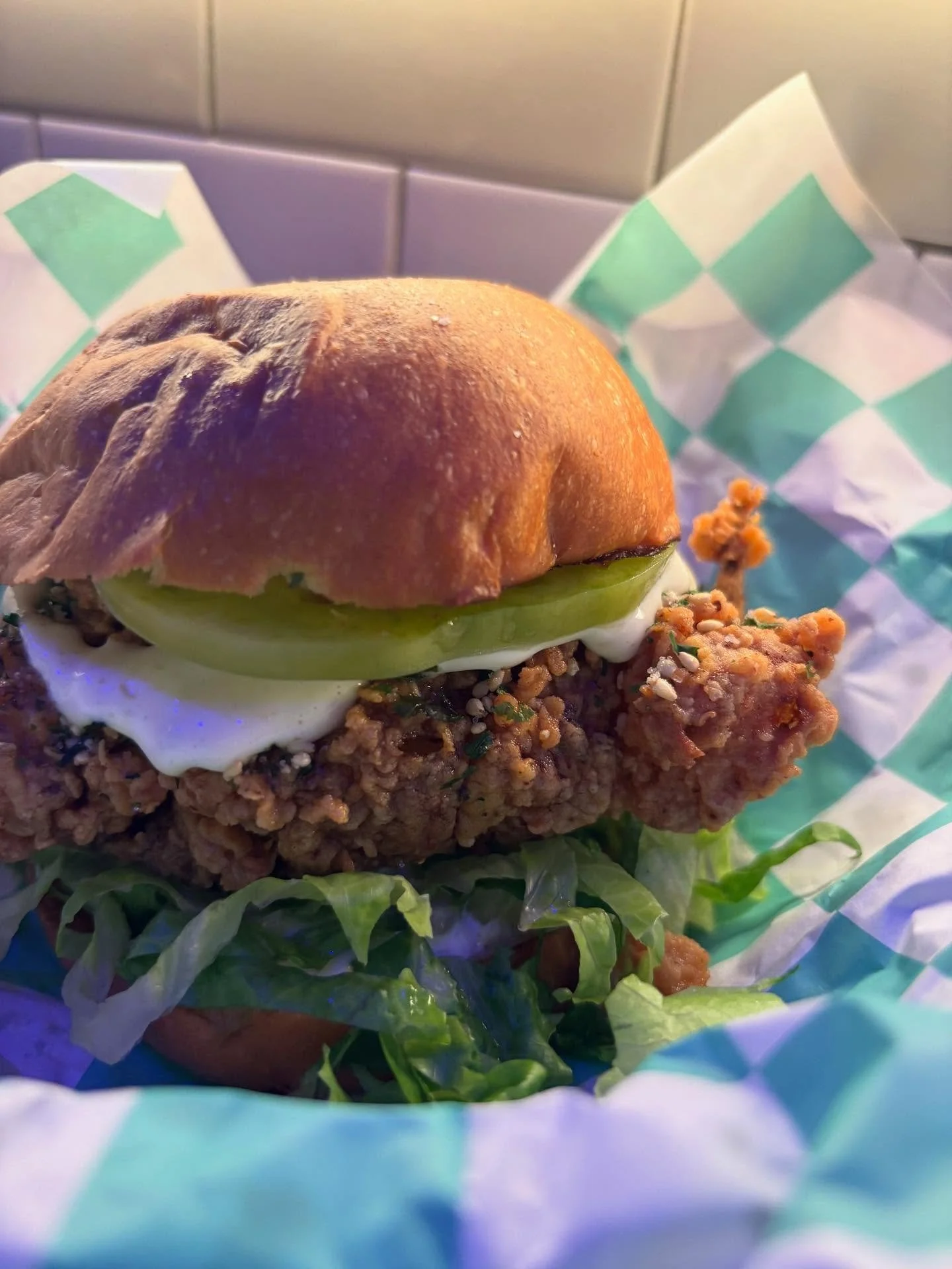 Wish I took better photos but a big thank you to the whole team at @greenpointfish for my favorite pop up and collab I ever did haveeeeee. Thank you @na.seemmm and @orionaubreyrussell for having me. Pictured here is a togarashi hot fish sandwich with