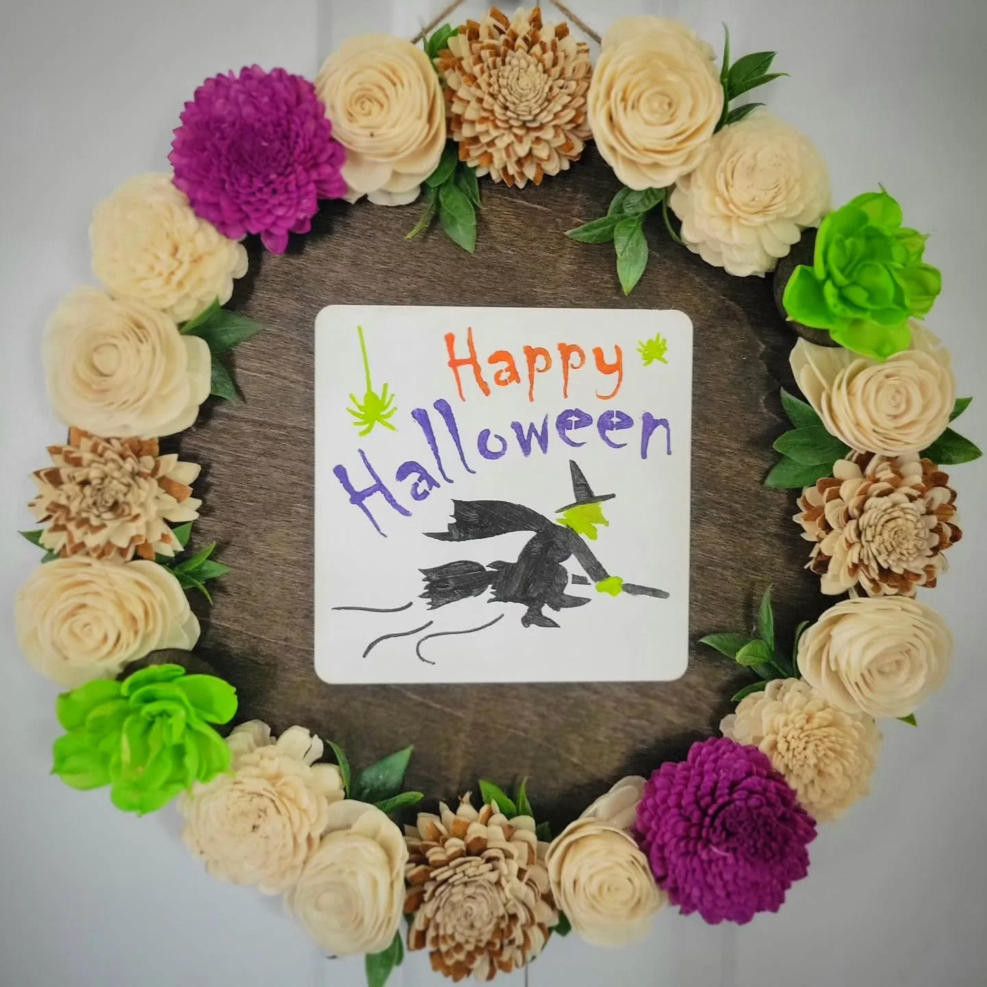 Don't forget about my interchangeable wreaths! These are so fun and allow you to customize your own wreath and switch it up seasonally! The colorful flowers are removeable AND so is the center sign. I'll have a full setup of these at the Twisted Wild