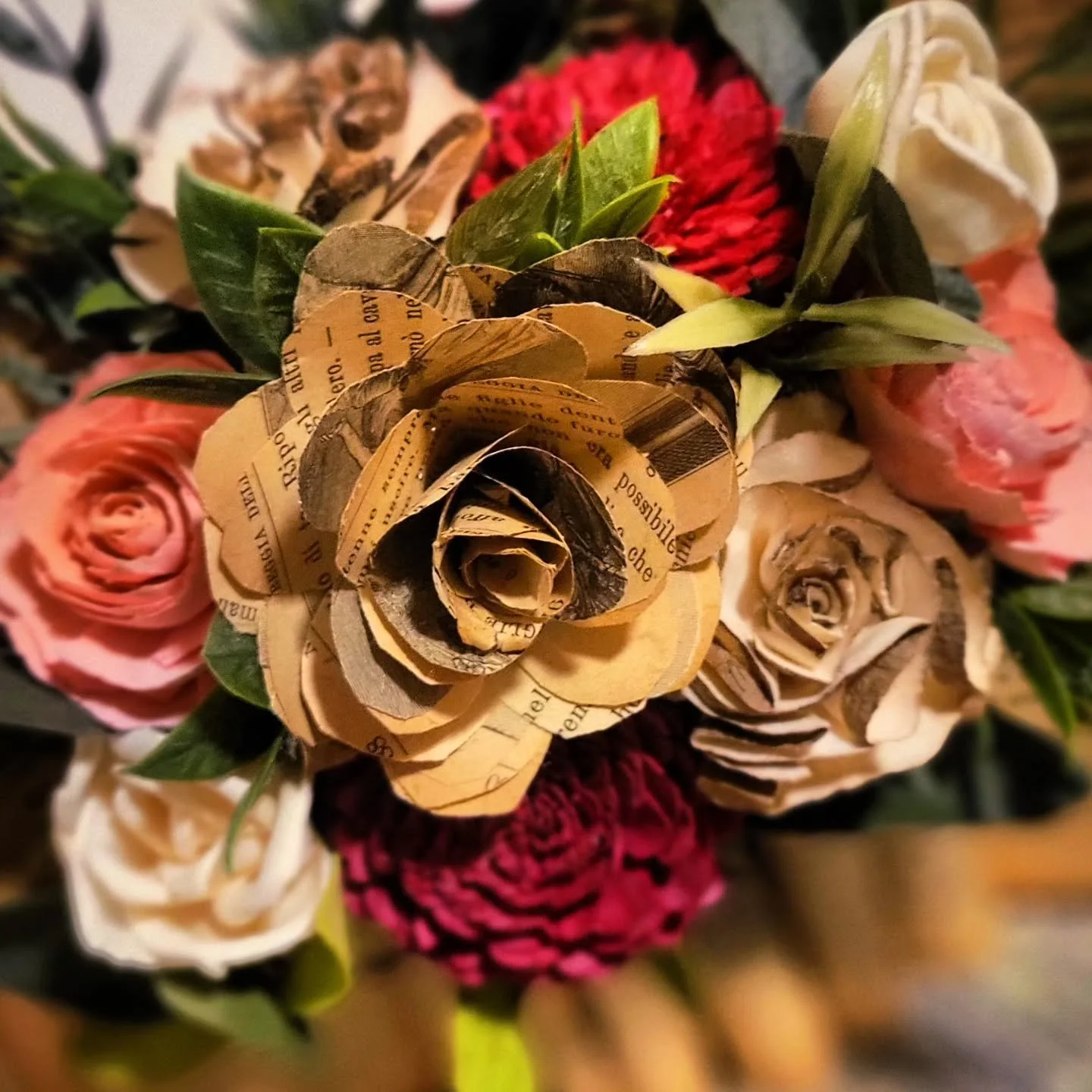 A sneak peek at one of the antique book vases I'll have at the Twisted Wilderfest on Saturday in Green!

#WoodFlowers #WoodFlowerFlorist #OhioFlorist #WeddingFlorist #Weddings #OhioWeddings #Ohio #WomanOwnedBusiness #CraftShow #VintageMarket #ShopLoc