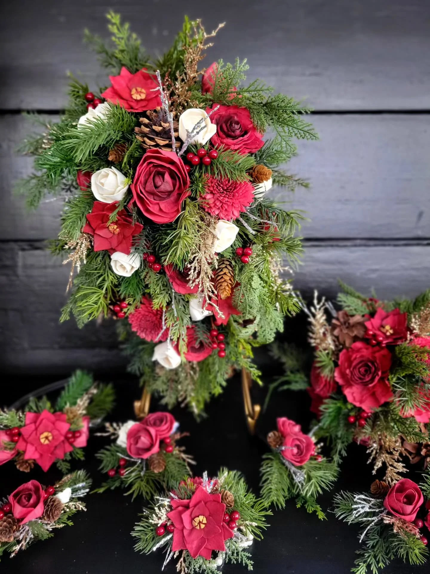 I hope you all had a wonderful holiday and have been enjoying this weird week between Christmas and New Year's, where time is meaningless, rest and relaxation are a top priority, and it's completely acceptable to spend all day in your pajamas. 

Here