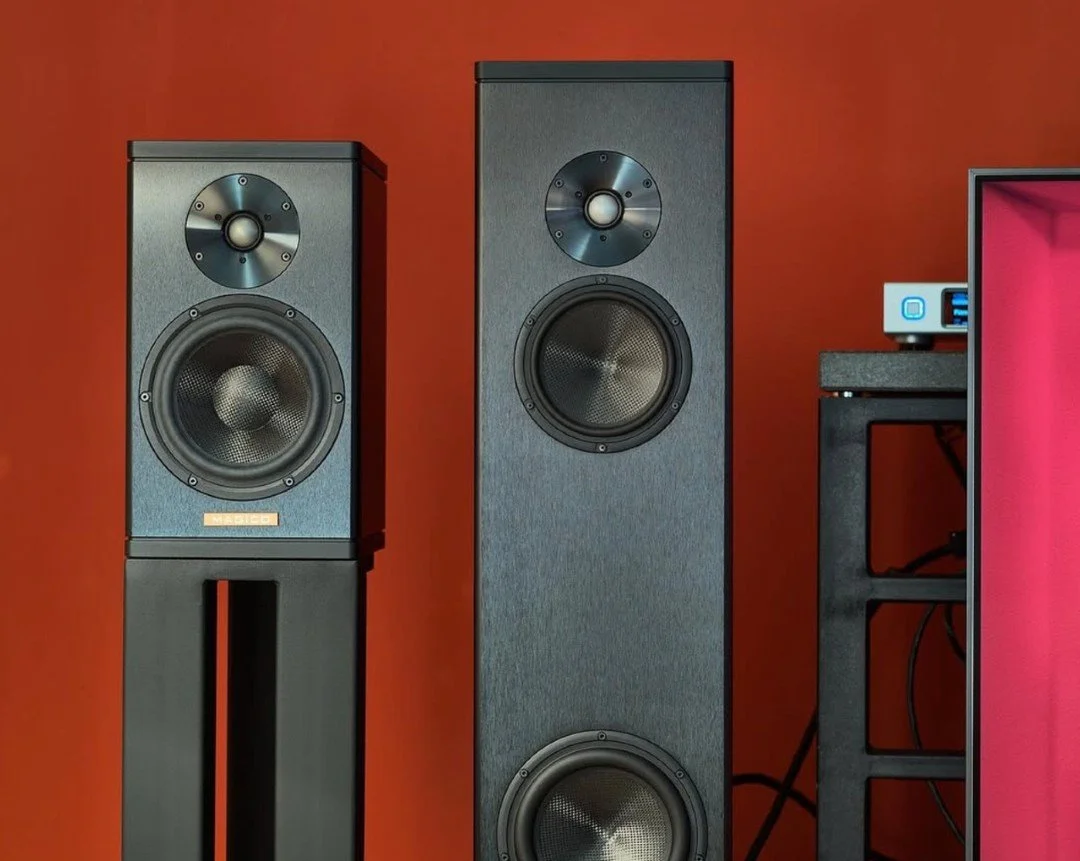 Repost from @soundloft_zurich
What a match up! MAGICO A1 and A3, AURENDER N100, SAMSUNG QLED, VOVOX + Sound Anchors stands!

#soundanchors #speakerstand #speakersoundquality #montiorsoundquality #monitorstand #speakerequipment #prospeakerstand #studi