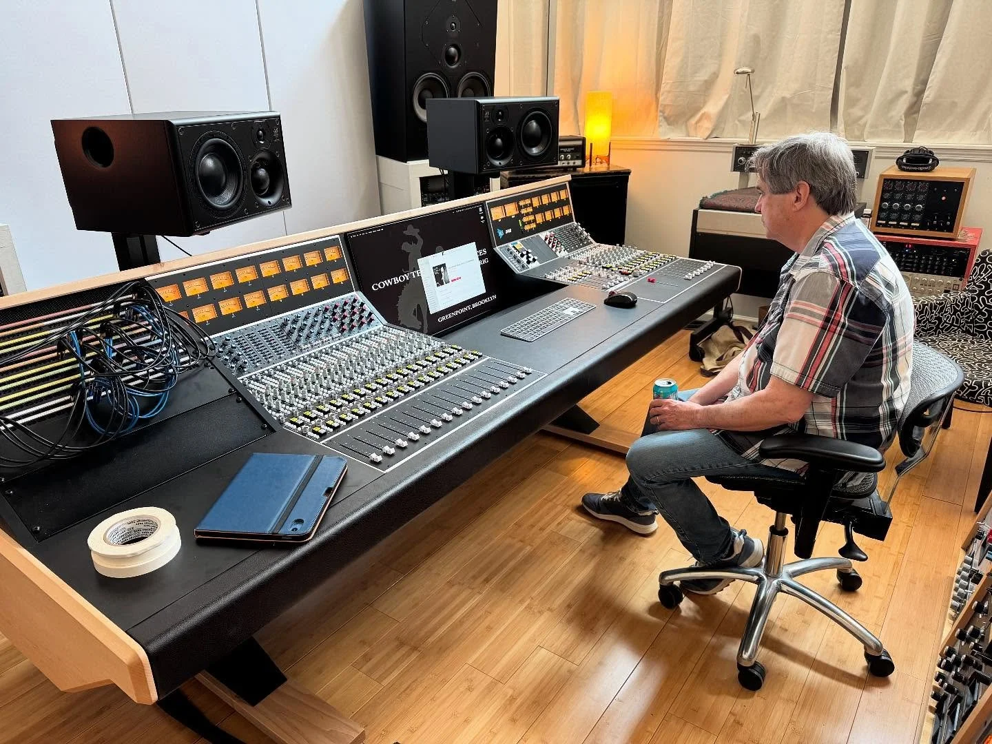 Thanks, @cowboytechnical, for sharing a photo of your new @atc_pro_usa ATC SCM25a Pro Mk 2 loudspeakers, supported by our stands. 

#soundanchors #speakerstand #speakersoundquality #improvespeakers #speakersound #montiorsoundquality #monitorstand #ma