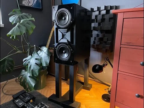 Check out this setup by @dejanmiletic featuring Sound Anchors speaker stands, built for absolute stability and acoustic accuracy. 

#soundanchors #speakerstand #speakersoundquality #improvespeakers #speakersound #montiorsoundquality #monitorstand #ma