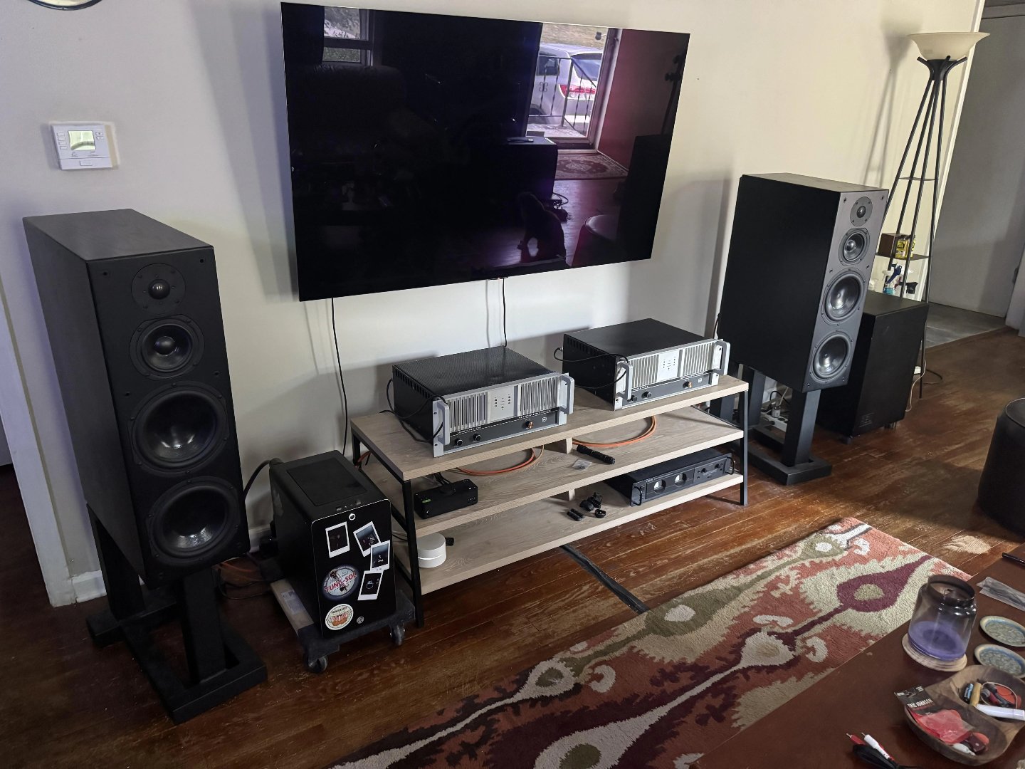 Our stands supporting Aerial Acoustic LR5s in this home audio setup. 

#soundanchors #homeaudio #audiophilegear #studiostands #speakersetup #audiophilelife #hifi #listeningroom #audiophilecommunity #soundanchors #speakerstand #speakersoundquality #im