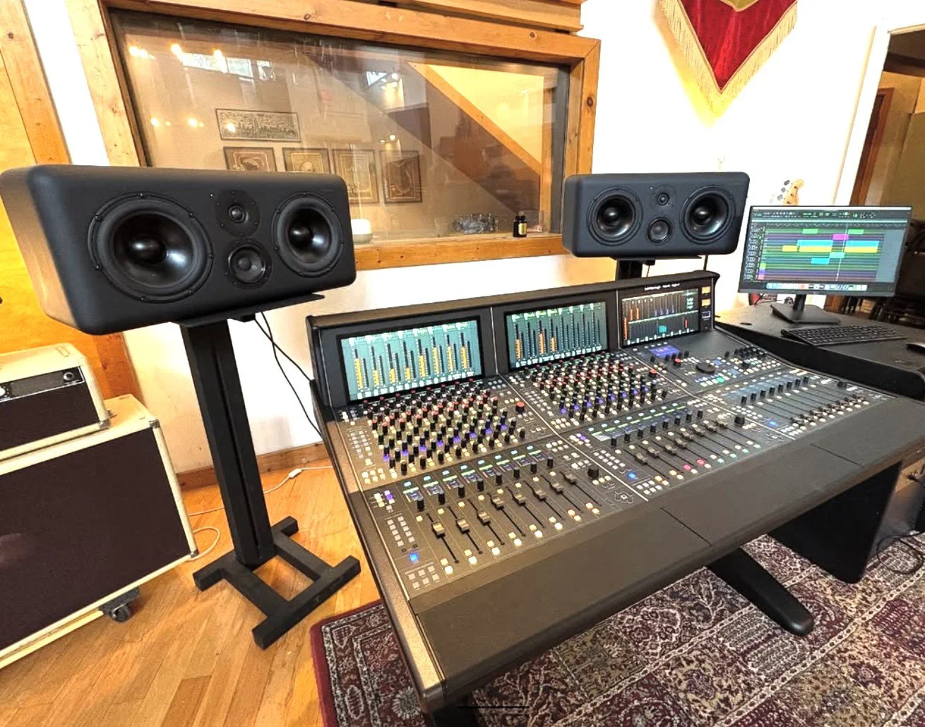 We loved seeing Sound Anchors stands supporting this setup in this repost from @thatstudioguy from SSL Oracle #studiorevolution event at @800eaststudios in AT. 

#soundanchors #speakerstand #speakersoundquality #improvespeakers #speakerequipment #pro