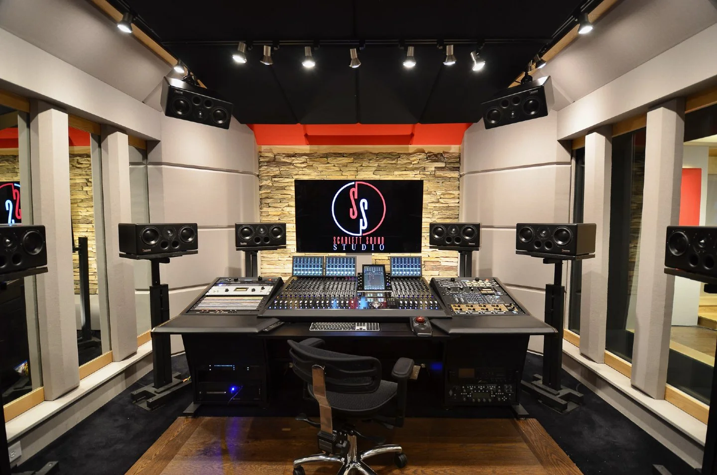 We just published a great new blog that dives into the 5 Common Speaker Placement Mistakes (and How to Fix Them)

Many audiophiles spend time choosing the right speakers and components, but placement and positioning can make just as big of a differen