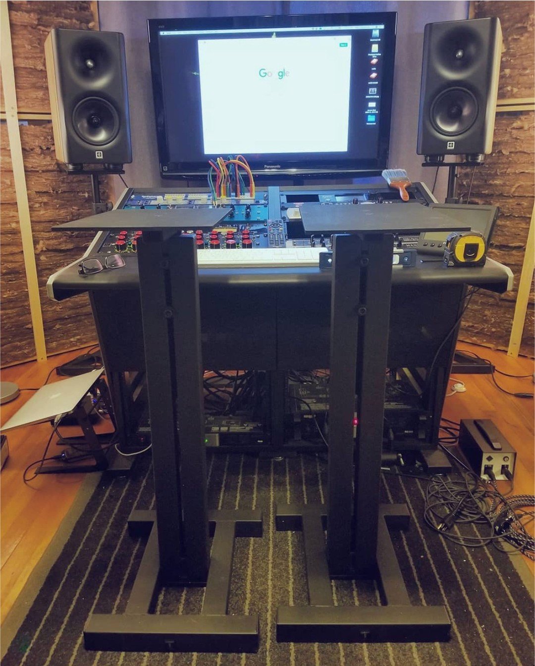 From @adamcmastering
 "New Sound Anchors stands are in and all set up! Did plenty of measurements, tests, and tweaks and wow, things are sounding truly incredible. I've never heard music so rich and lifelike. Thank you @dutch_and_dutch @soundanc