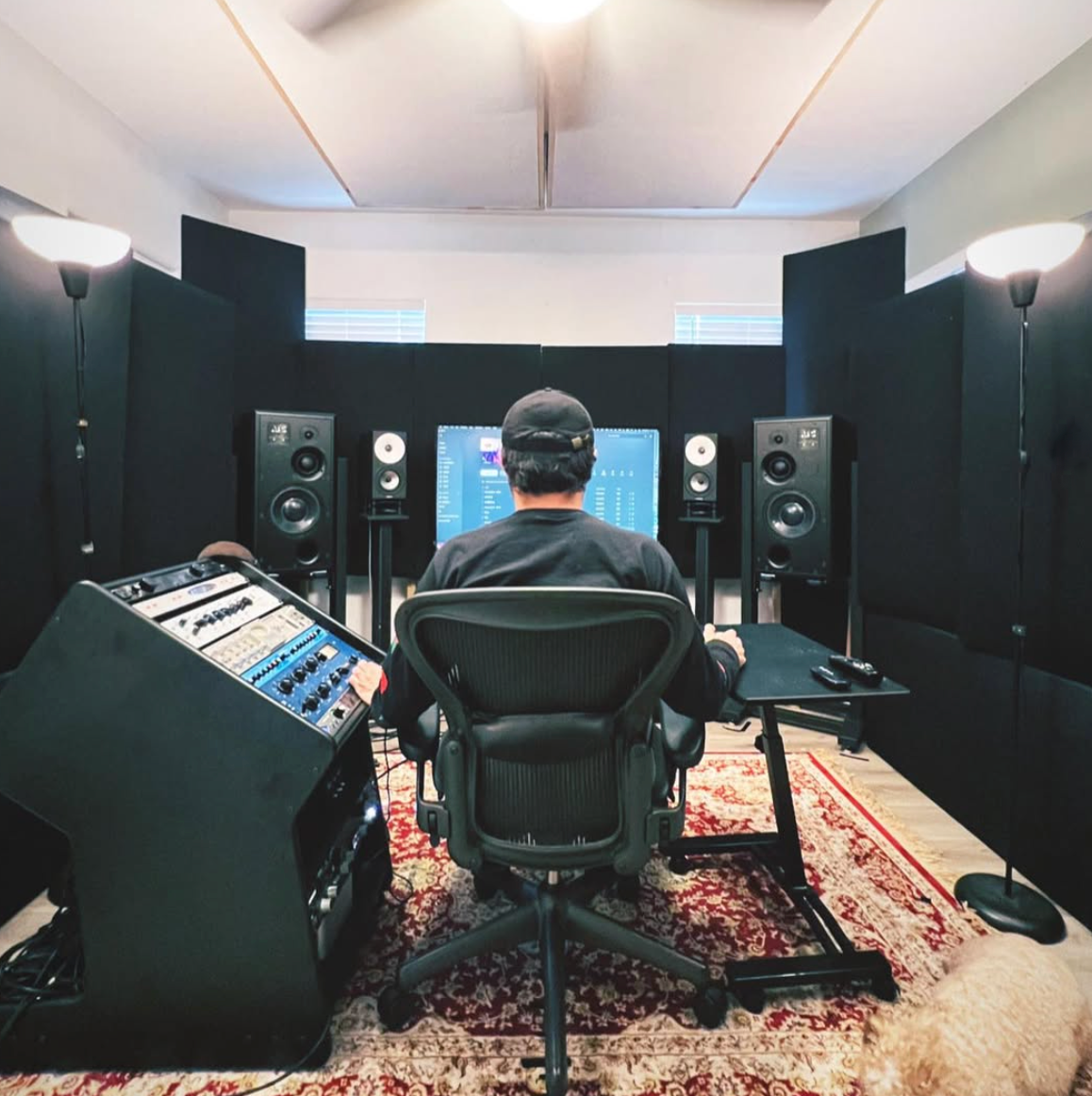 What Height Should Speaker Stands Be?