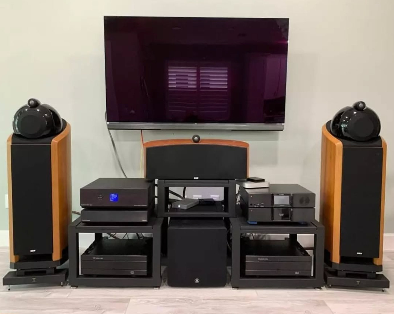 Bowers & Wilkens 802 NSD (Nautilus / Special Edition / Diamond)