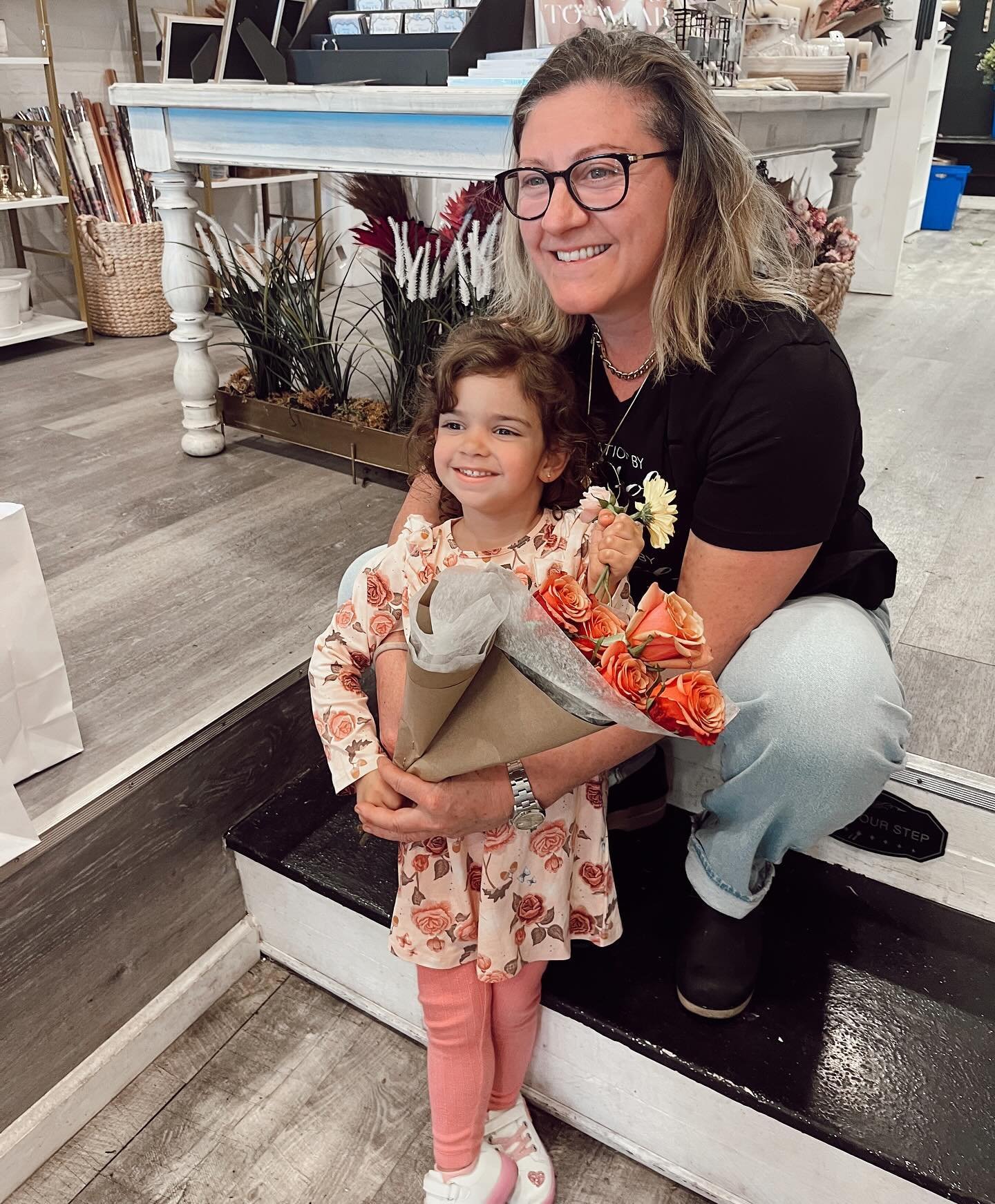 We know we&rsquo;re not supposed to have favorite customers &hellip;&hellip;&hellip;&hellip;&hellip;&hellip;.. but Lucia is definitely our favorite customer ☺️🥰