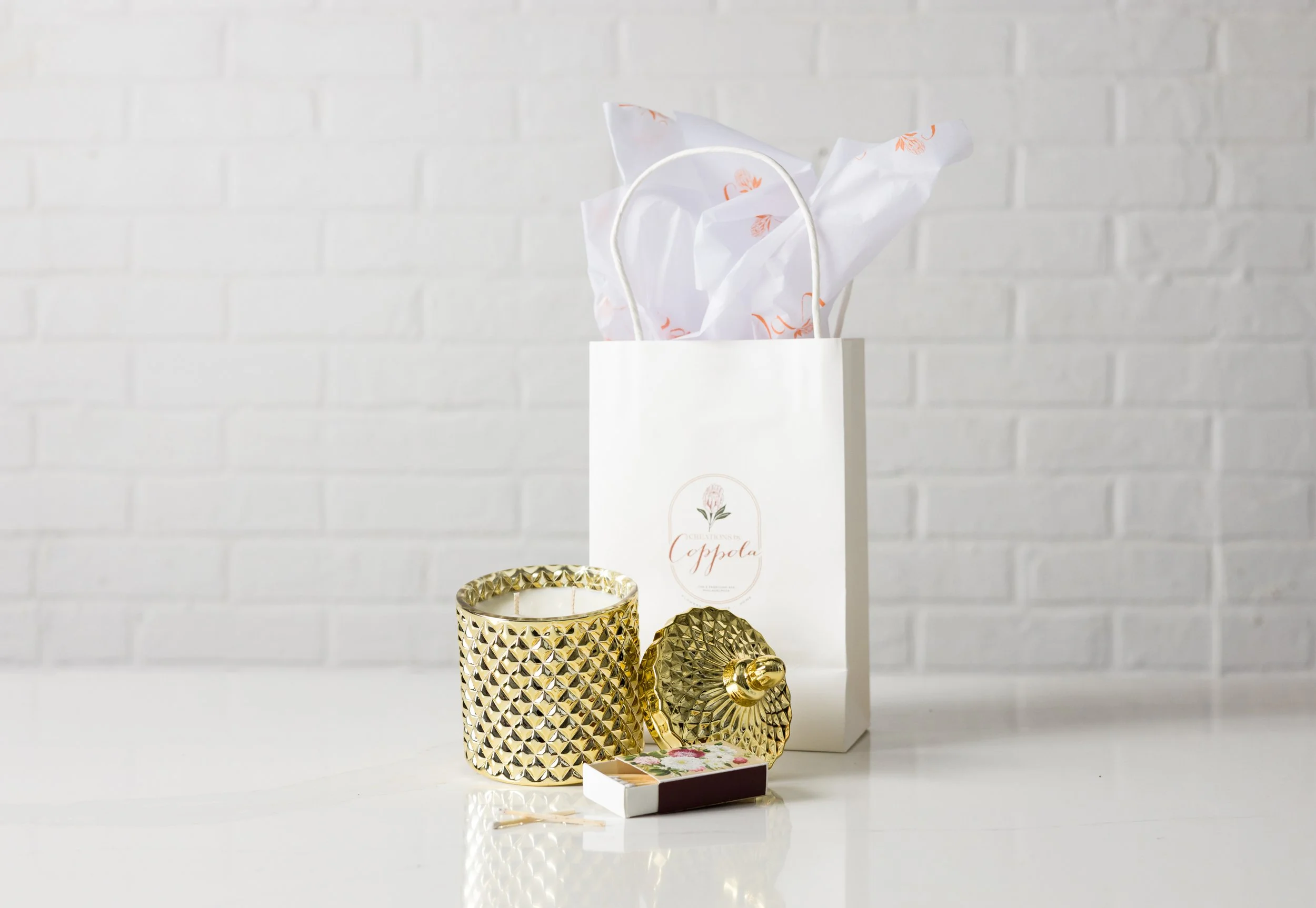 Gold Soy Candle with Matchbox – Blood Orange & Balsam