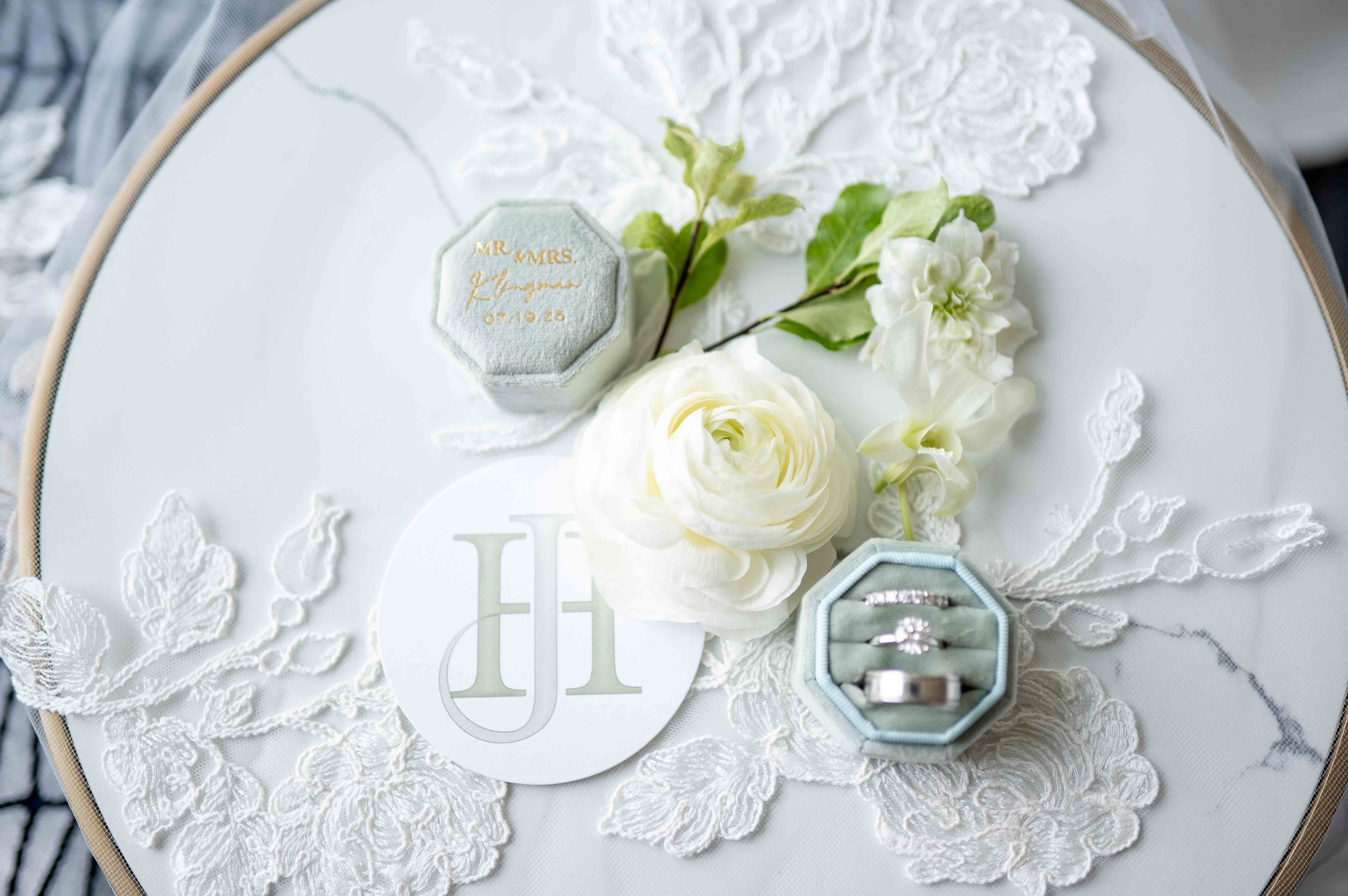 Modern HJ monogram  by EAlexDesigns