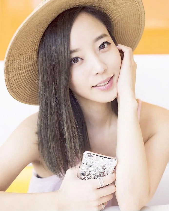 2016 - First KPOP Style Photoshoot with Blogger.jpg