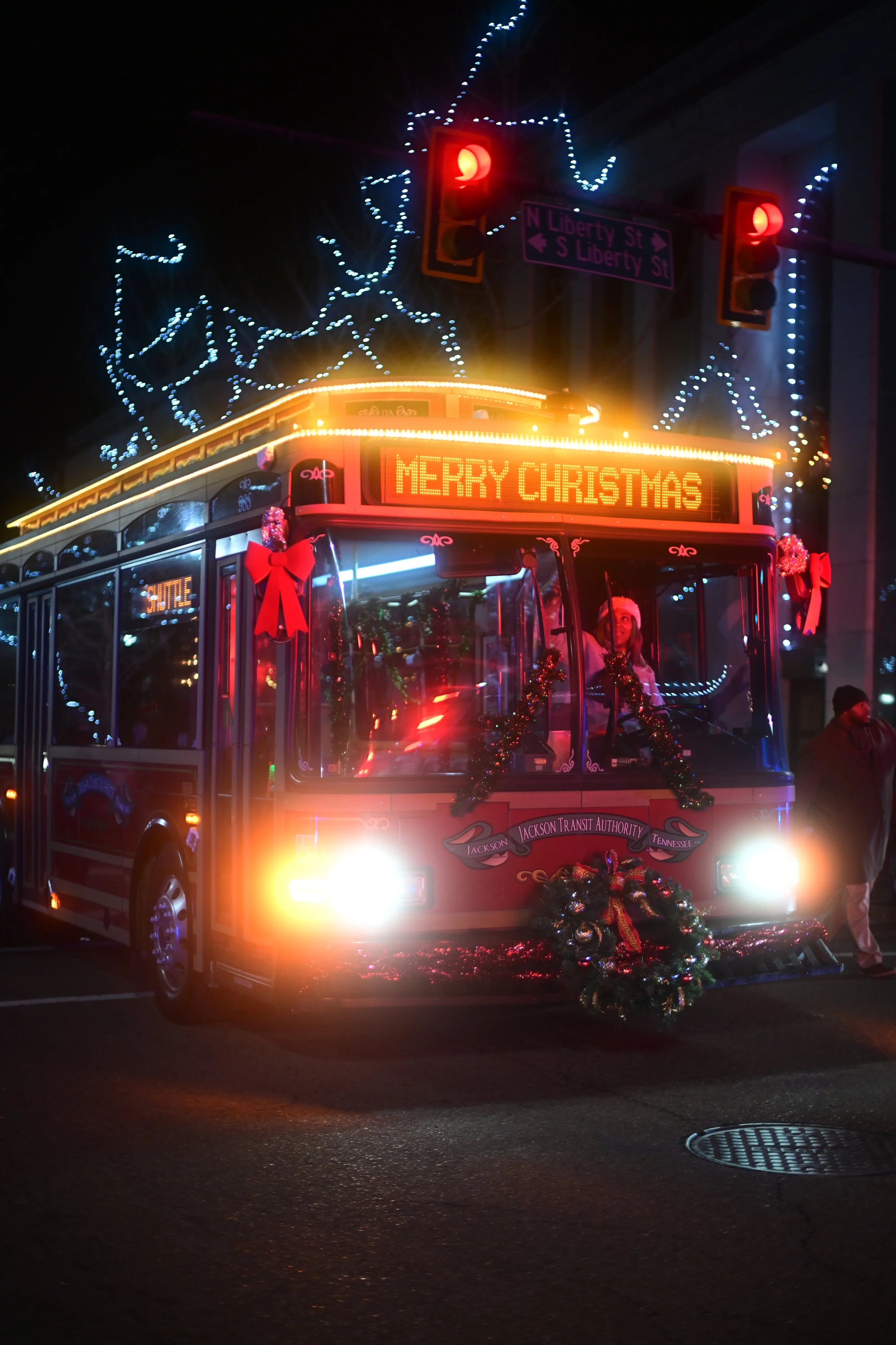 A Christmas Photo Story: Downtown for the Holidays