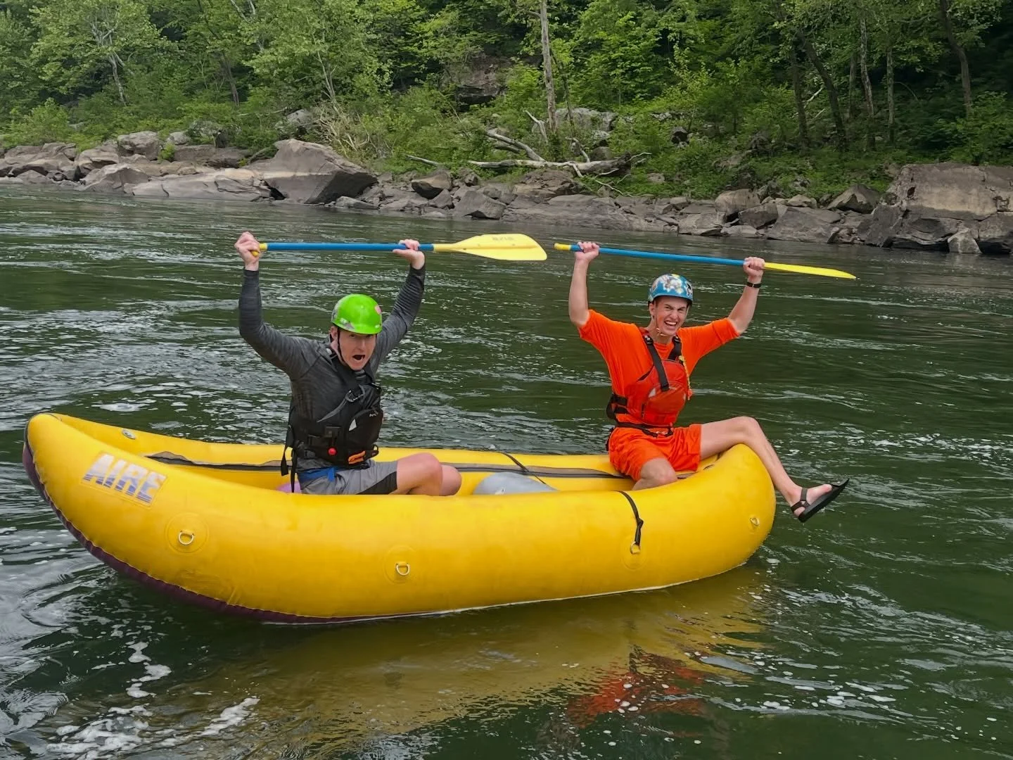 A little glimpse into what the adventure guides have been up to lately 🧗⛺️🎣🛶

#alpineadventureswv #alpineministries #adventureguide