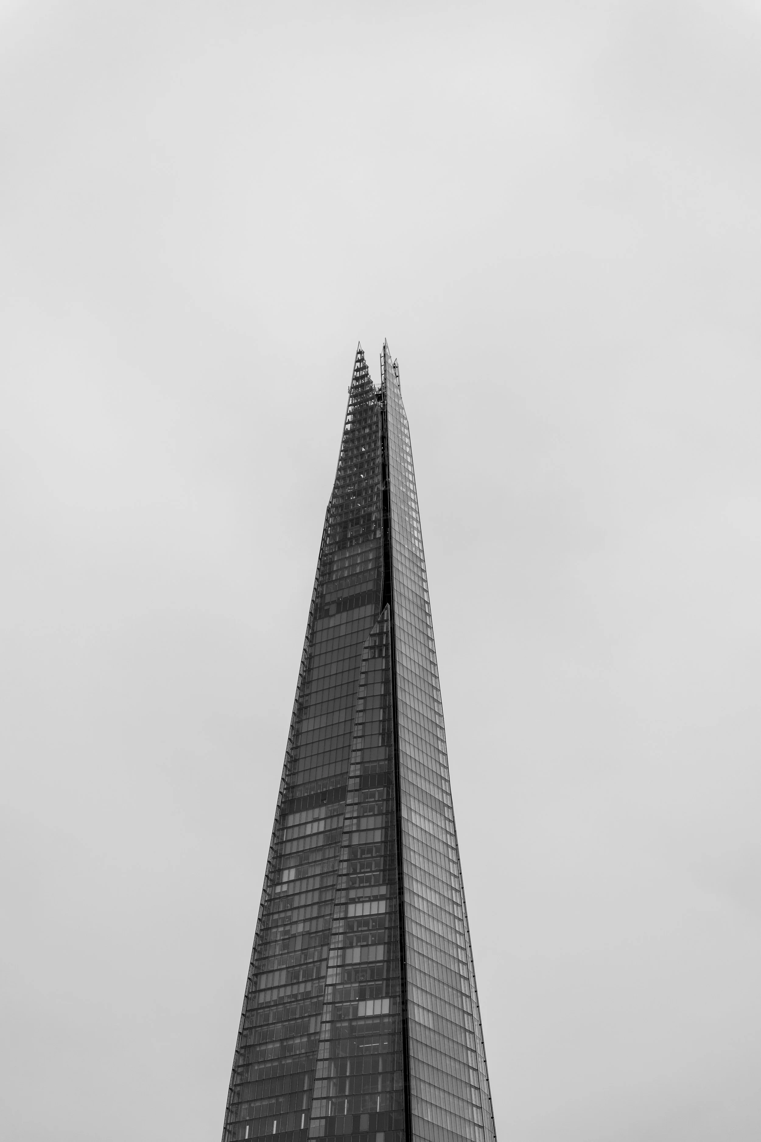 Minimalistic black and white photo of the Shard in London.