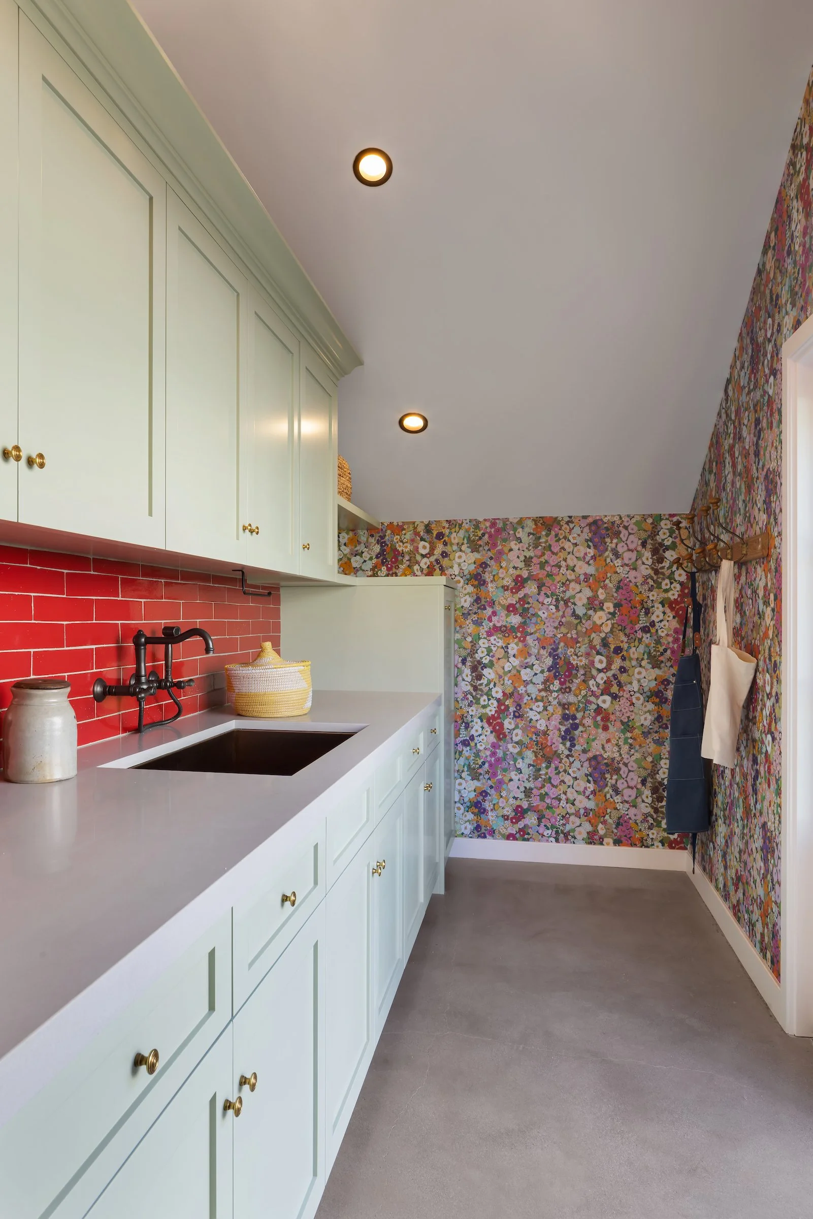 Laundry - Garden Room