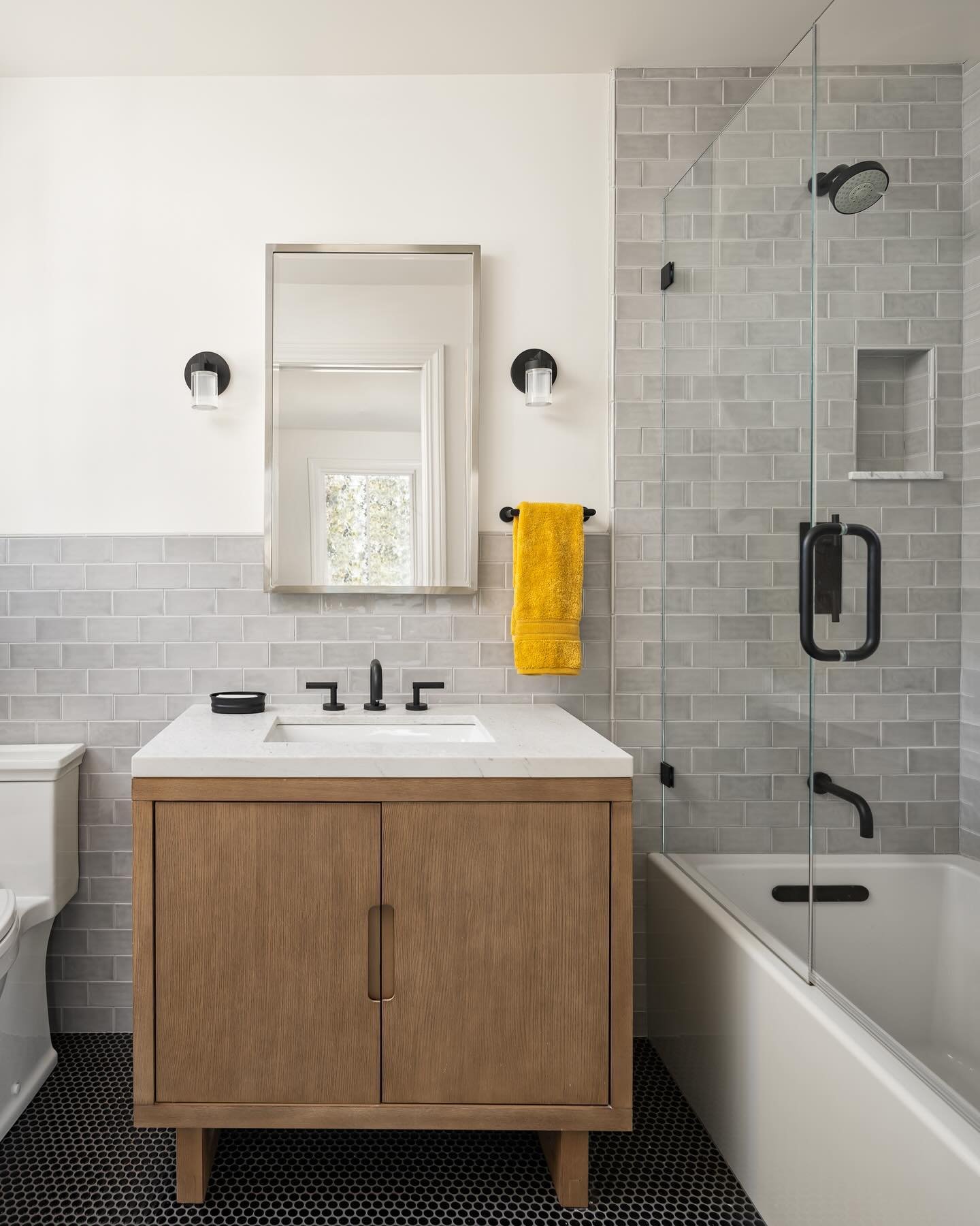 Classic, crisp and all boy! 

#bathroomremodel #renovation #bathroomgoals #interiordesign #bathroomdesign #interior