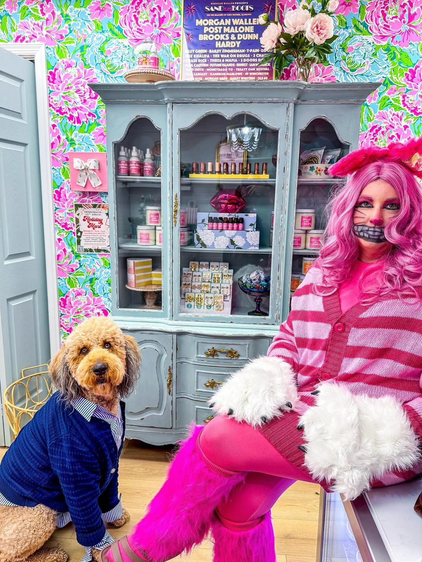 We had the sweetest little Halloween. The hat bar was unexpectedly poppin&rsquo; today too! It is a sweet little treat! 

👻 🧢 🦇 

Best dressed goes to the Cheshire Cat! 😻

We loved the sweet pups that came to visit us this week too! 🐶 

PS: we l
