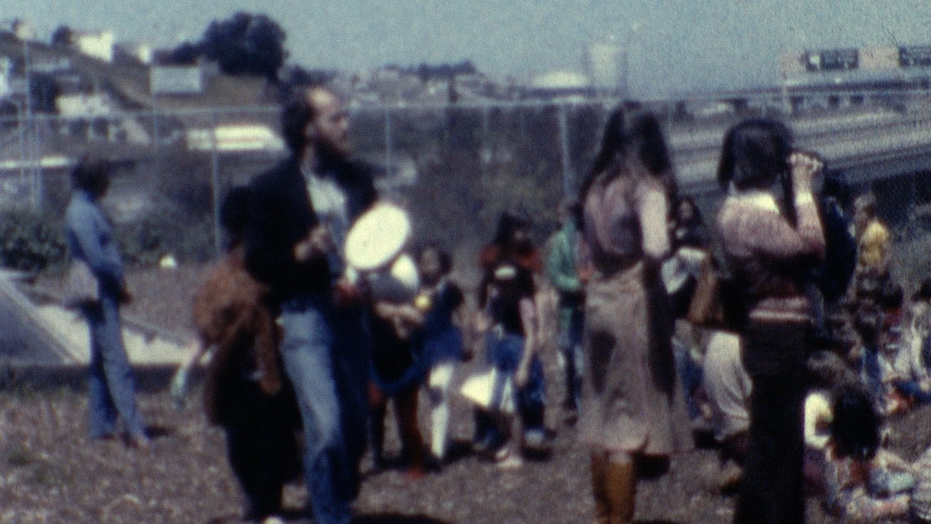 Copy of Doug leading kids archival 01255516.jpg