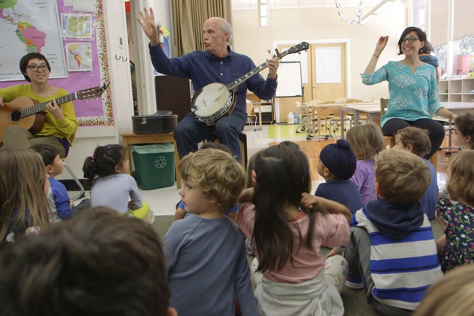 Preschool singing 01111206.jpg