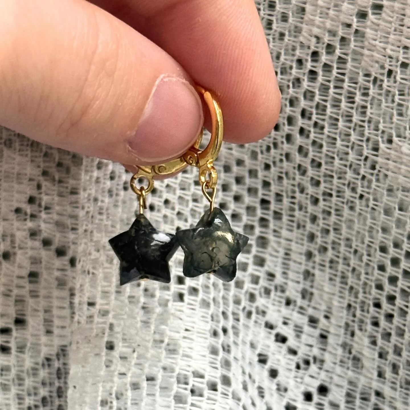 ⭐️ one last new star type - moss agate!! held up to the sun, you can see the beautiful inclusions 🍃 available TOMORROW, 5/23 at 11 am EST on my website! 🔗 in bio <3