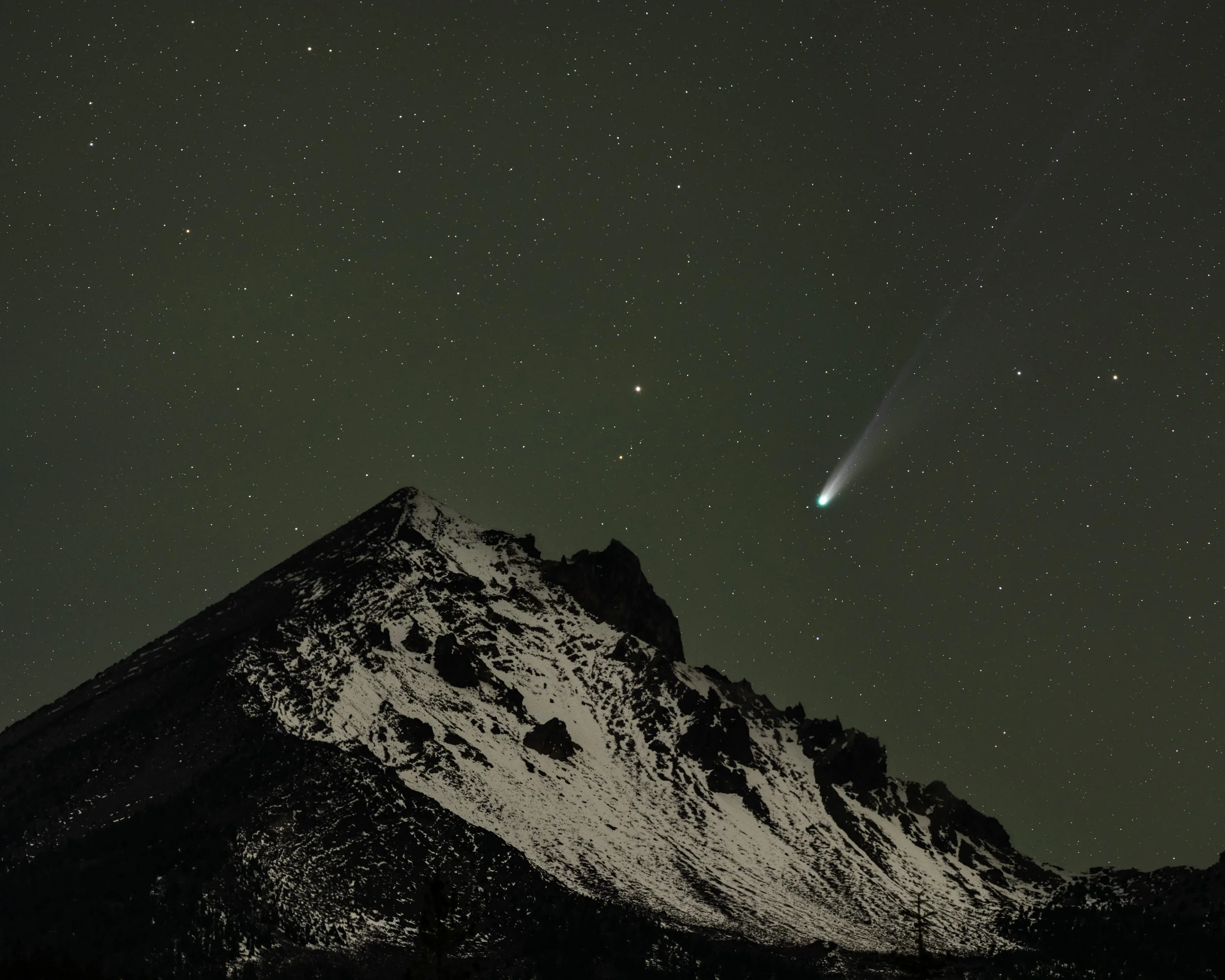 Comet Lemmon over Mt. McLoughlin